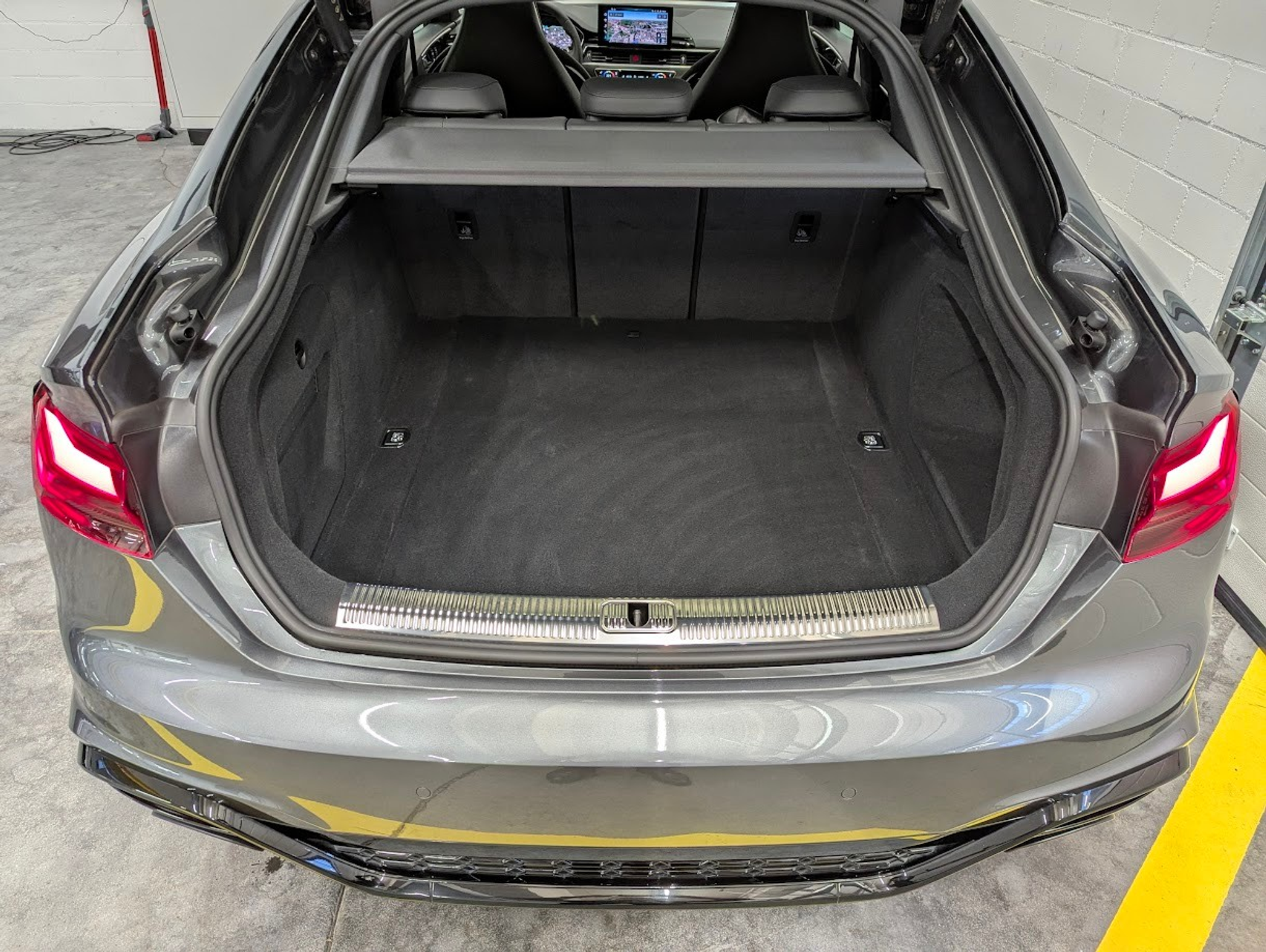 listing desktop thumbnail image 29