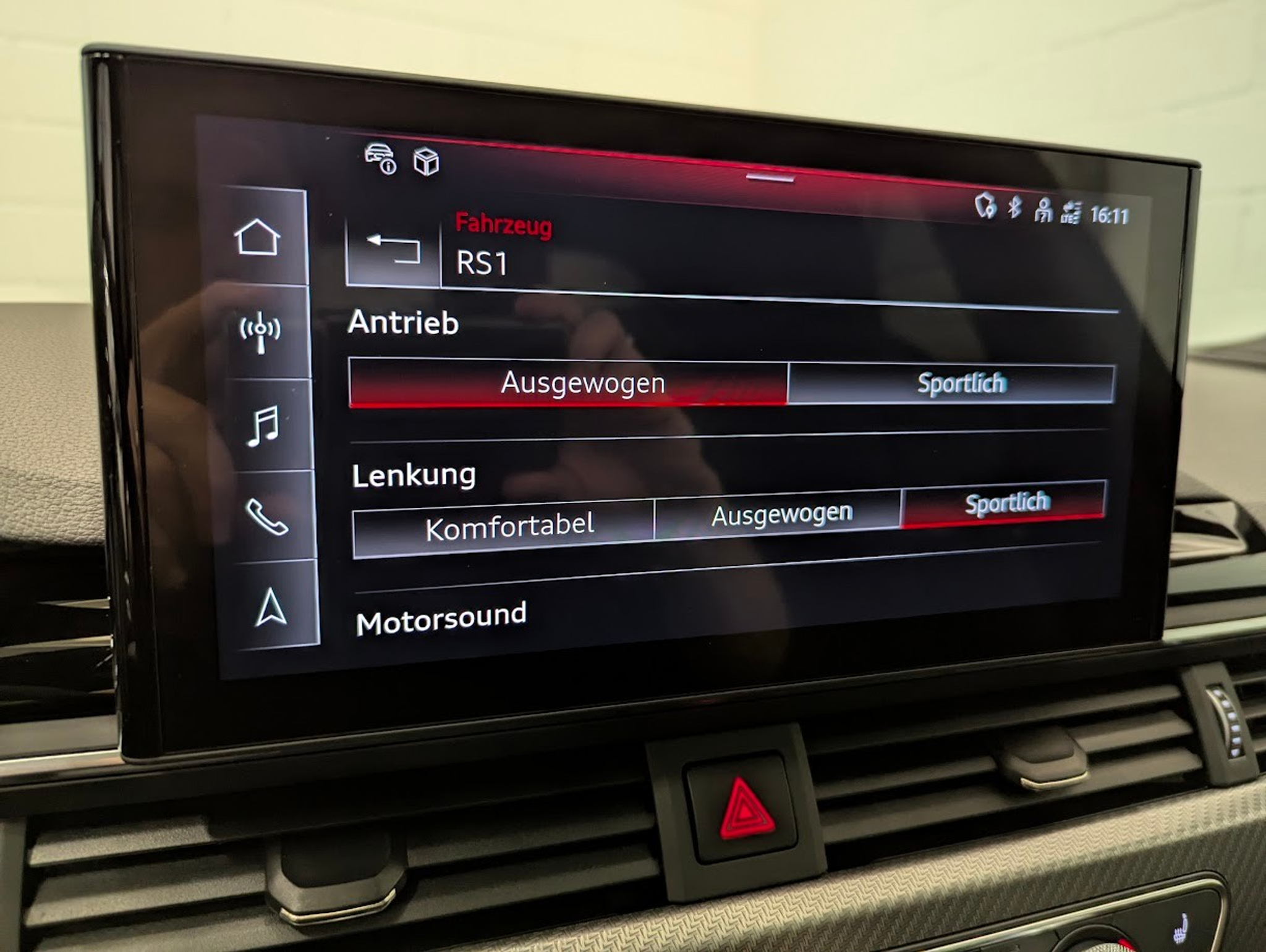 listing desktop thumbnail image 18