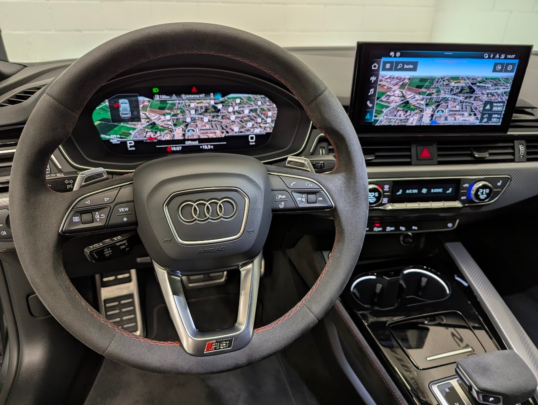 listing desktop thumbnail image 10