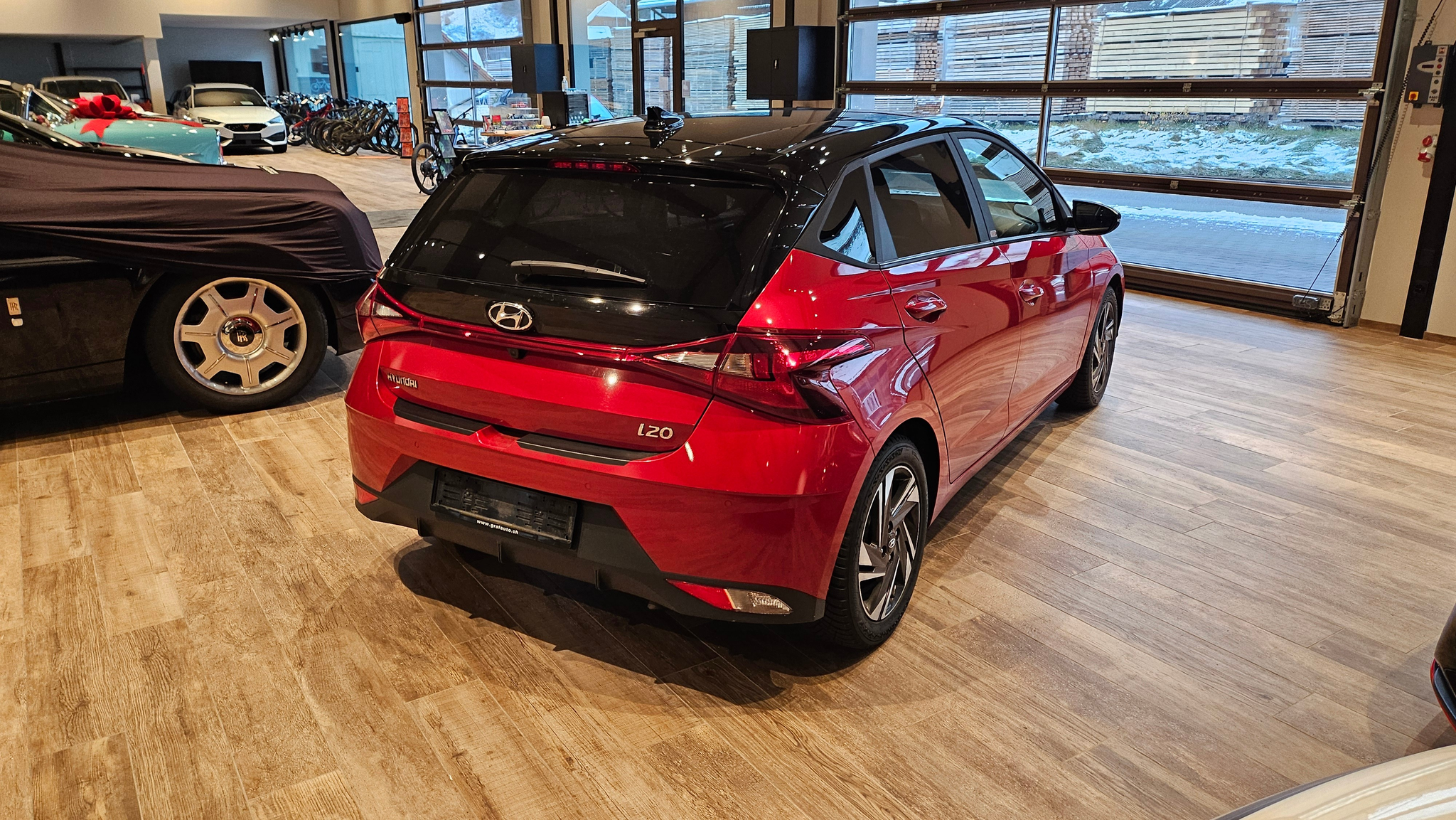 listing desktop thumbnail image 6