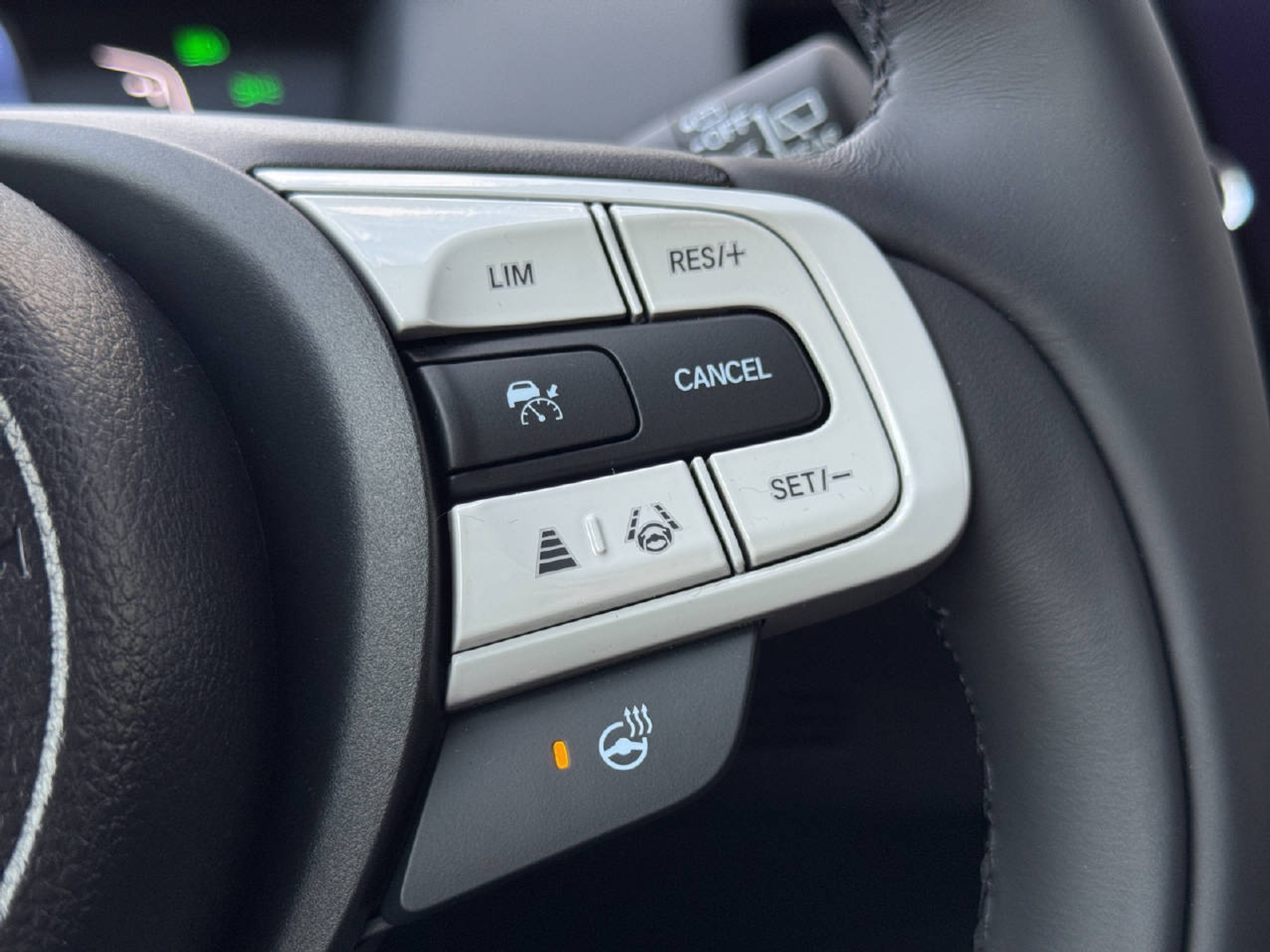 listing desktop thumbnail image 12