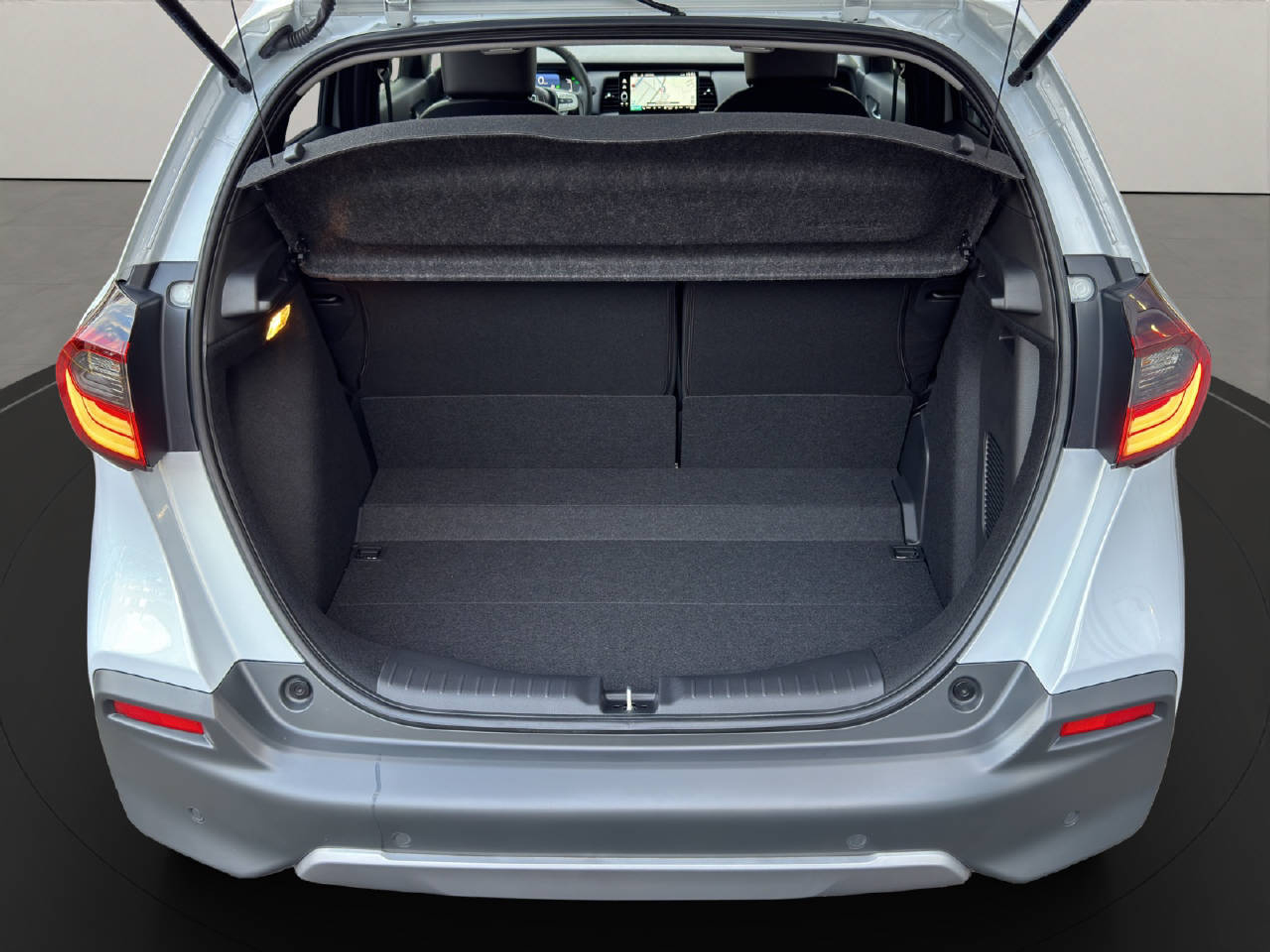 listing desktop thumbnail image 14