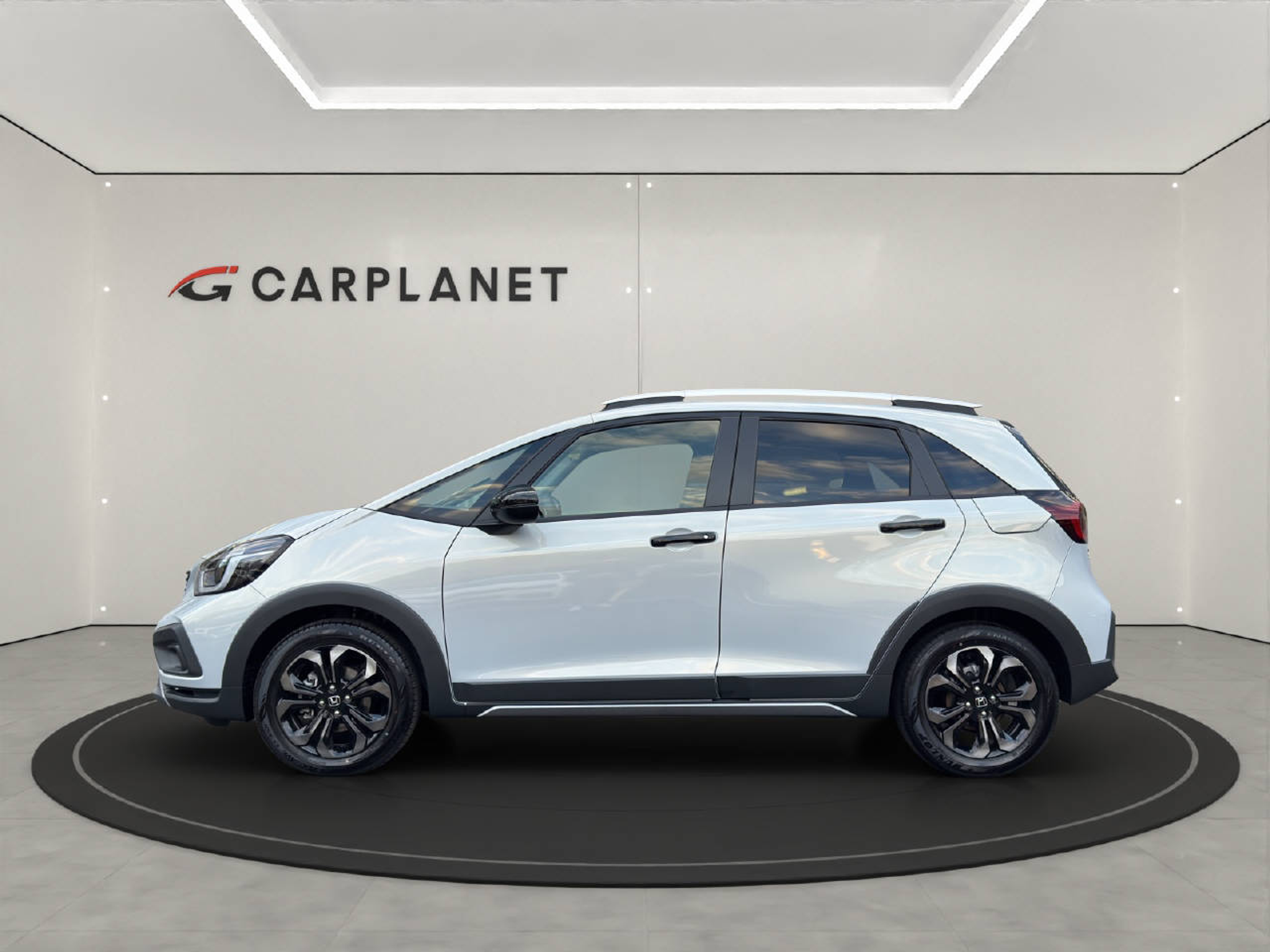 listing desktop thumbnail image 1