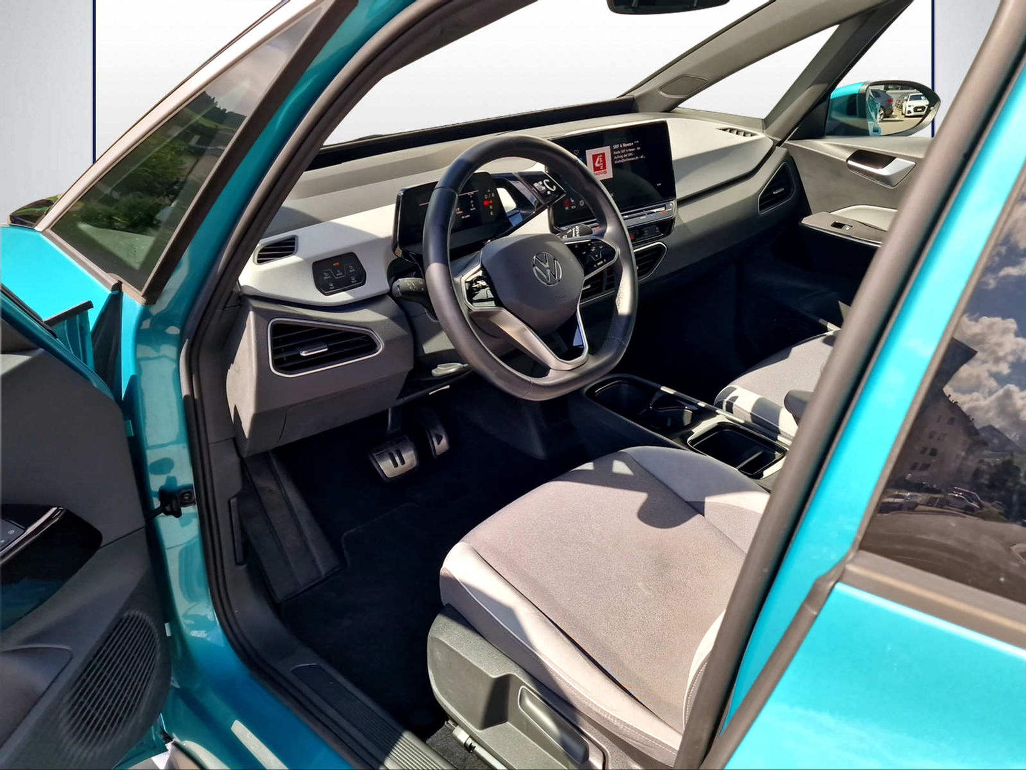 listing desktop thumbnail image 5