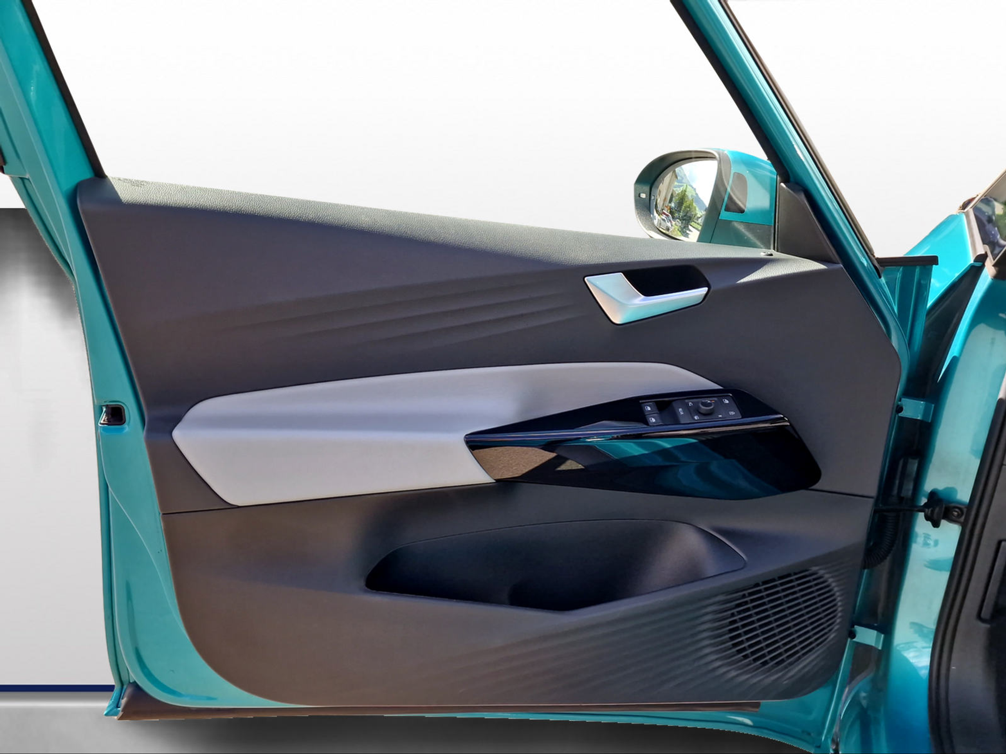 listing desktop thumbnail image 9