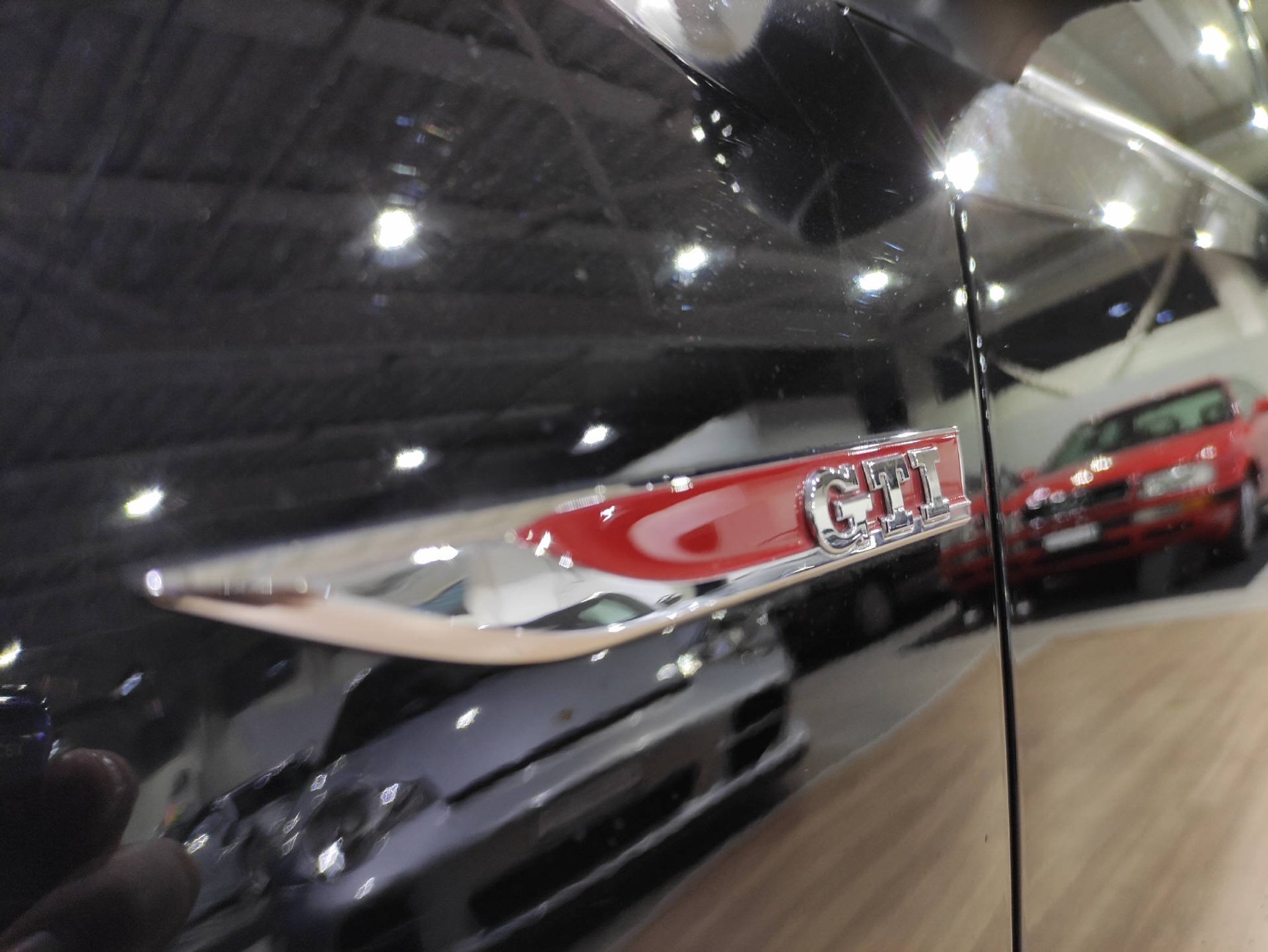 listing desktop thumbnail image 2