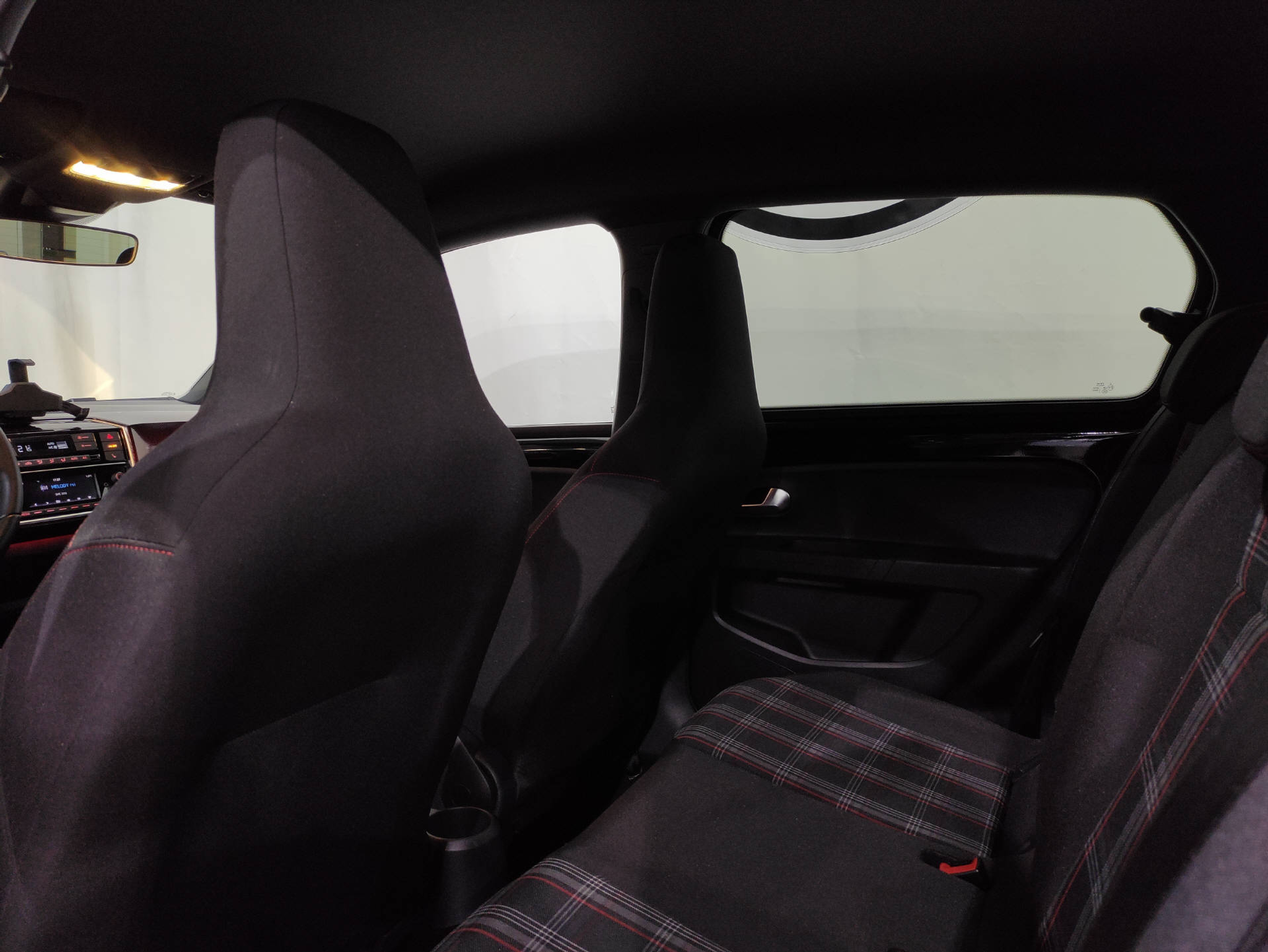 listing desktop thumbnail image 12