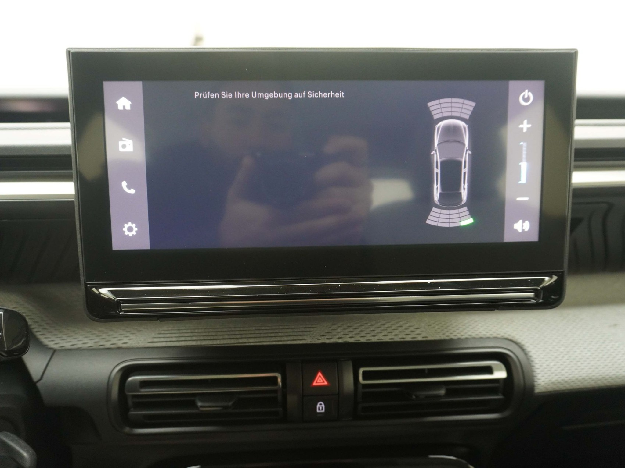 listing desktop thumbnail image 11