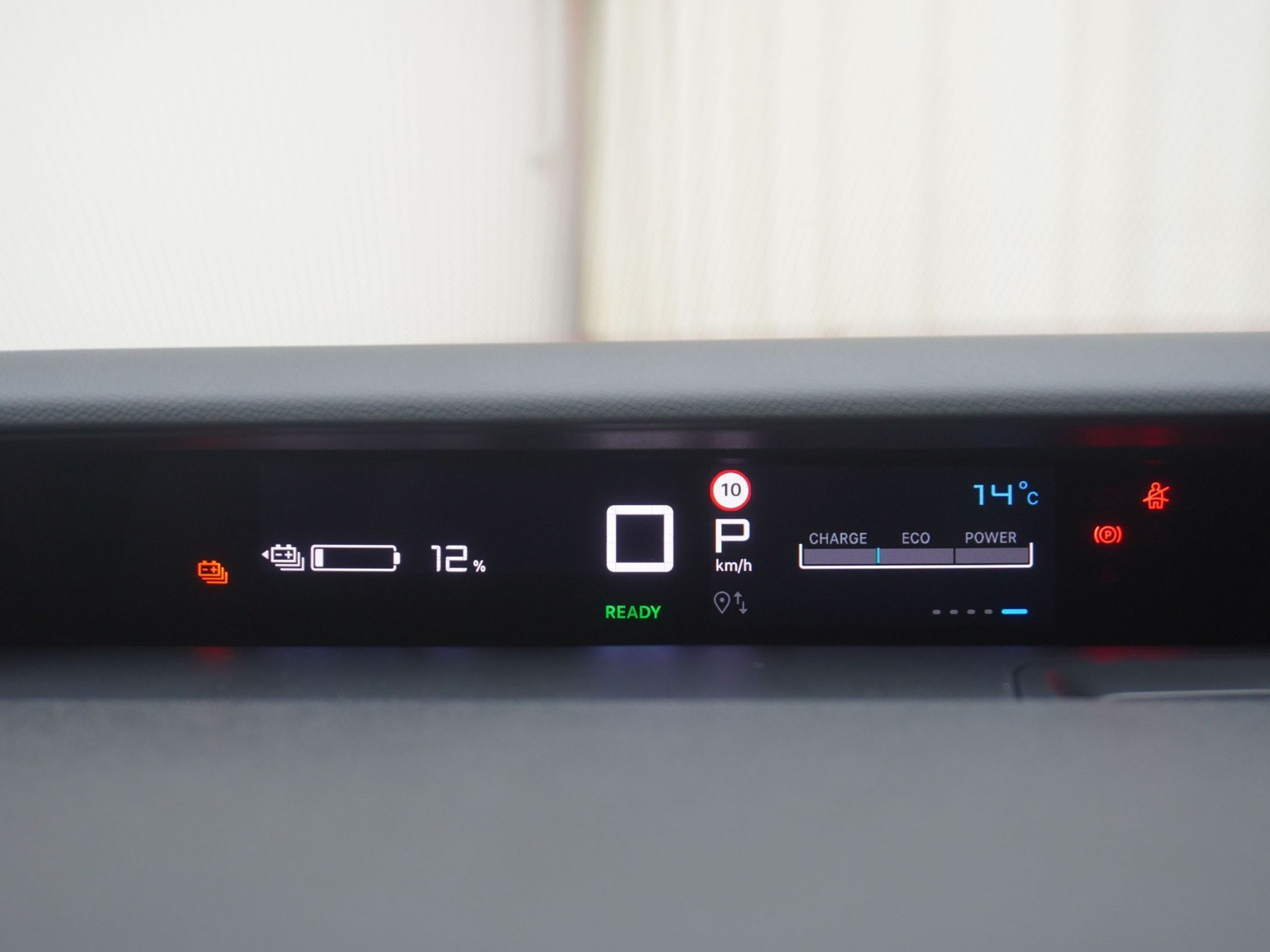 listing desktop thumbnail image 9