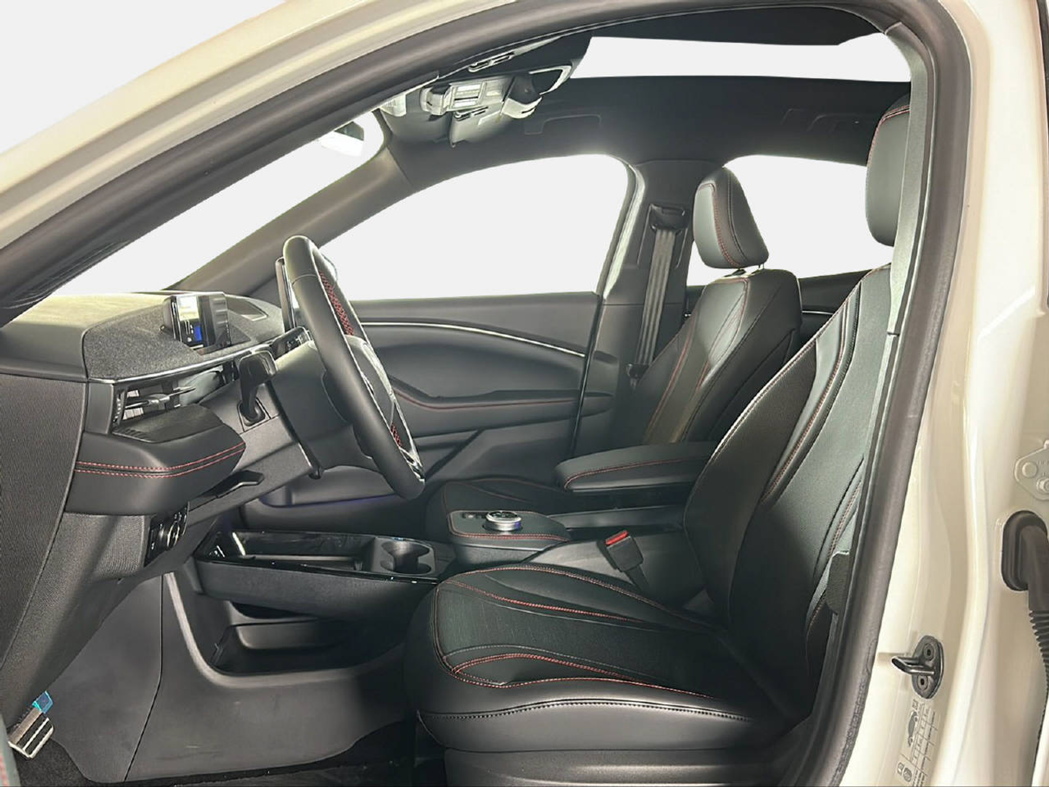 listing desktop thumbnail image 9