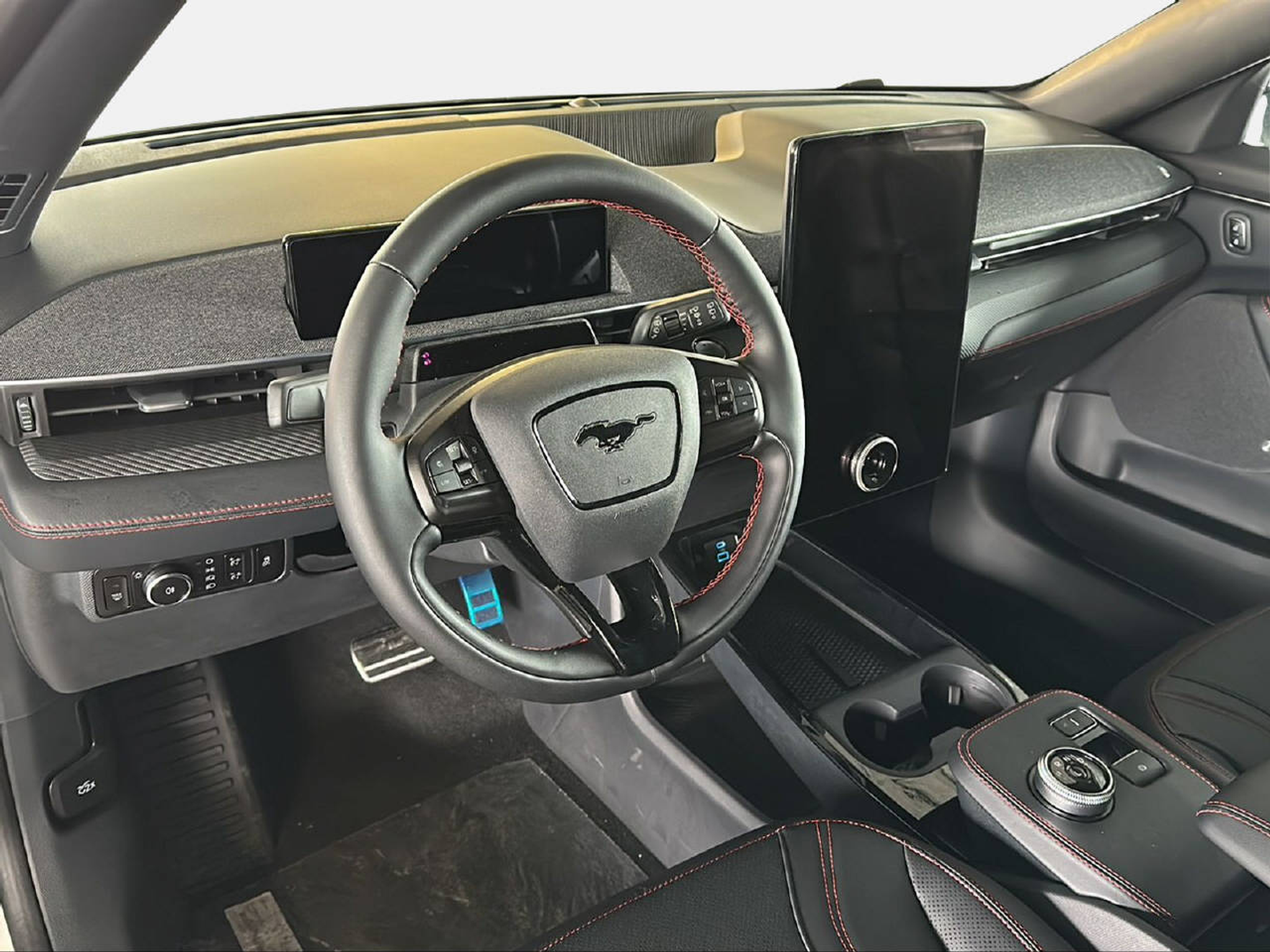 listing desktop thumbnail image 10