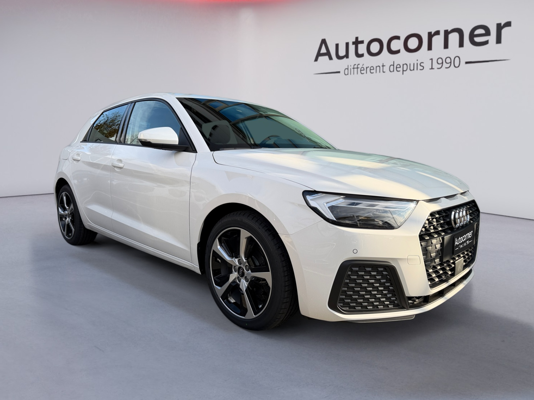 listing desktop thumbnail image 0