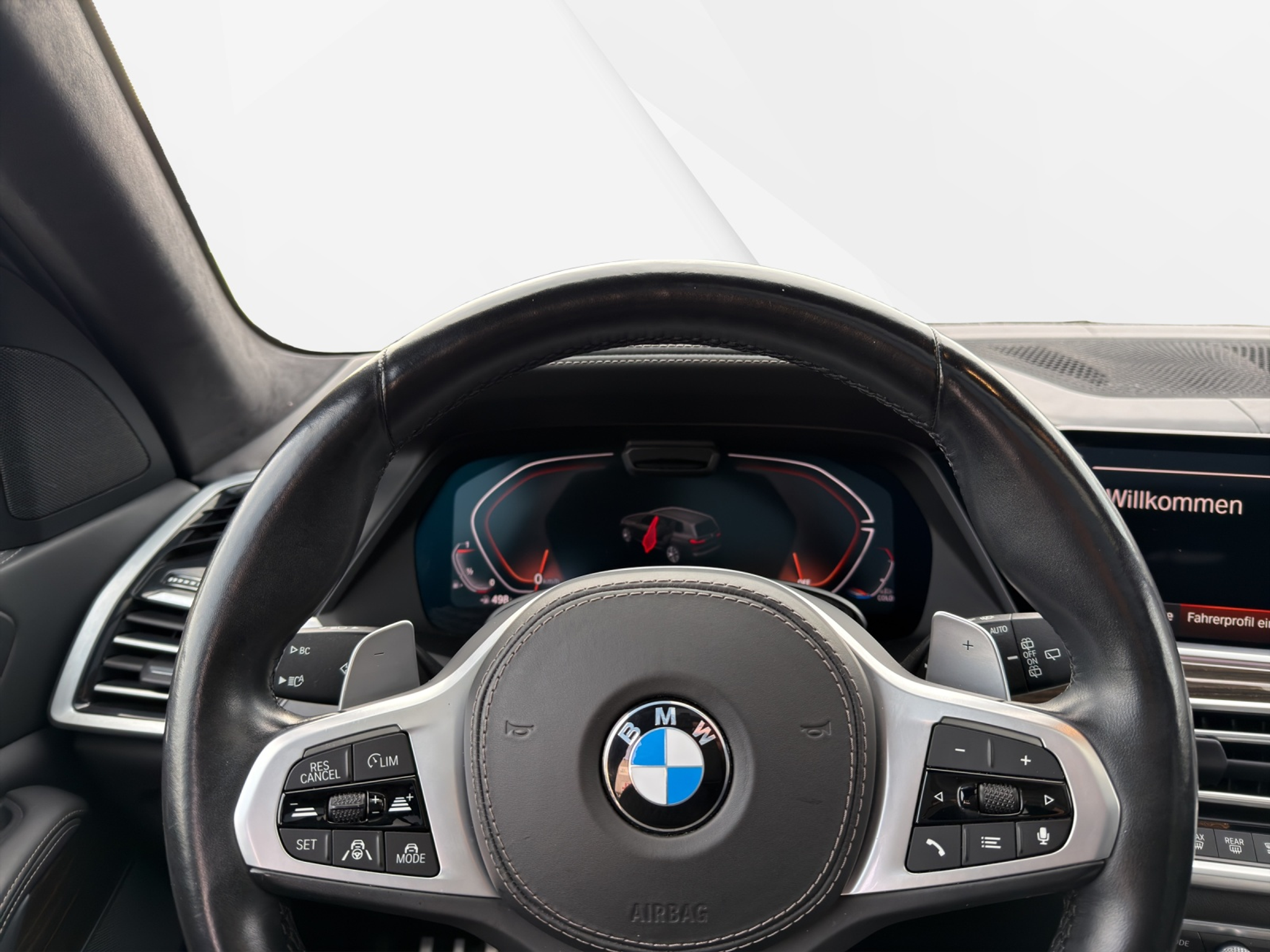 listing desktop thumbnail image 14