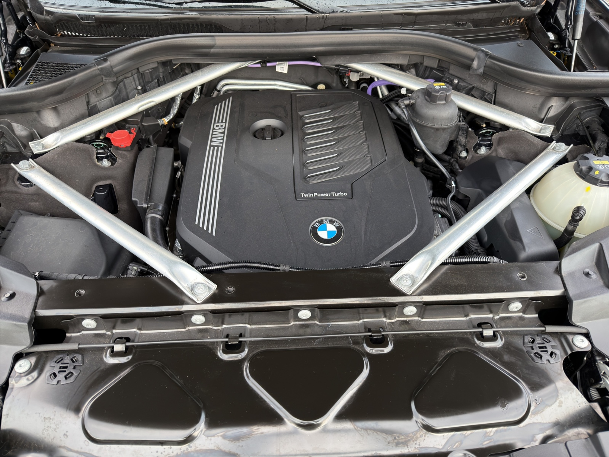 listing desktop thumbnail image 9