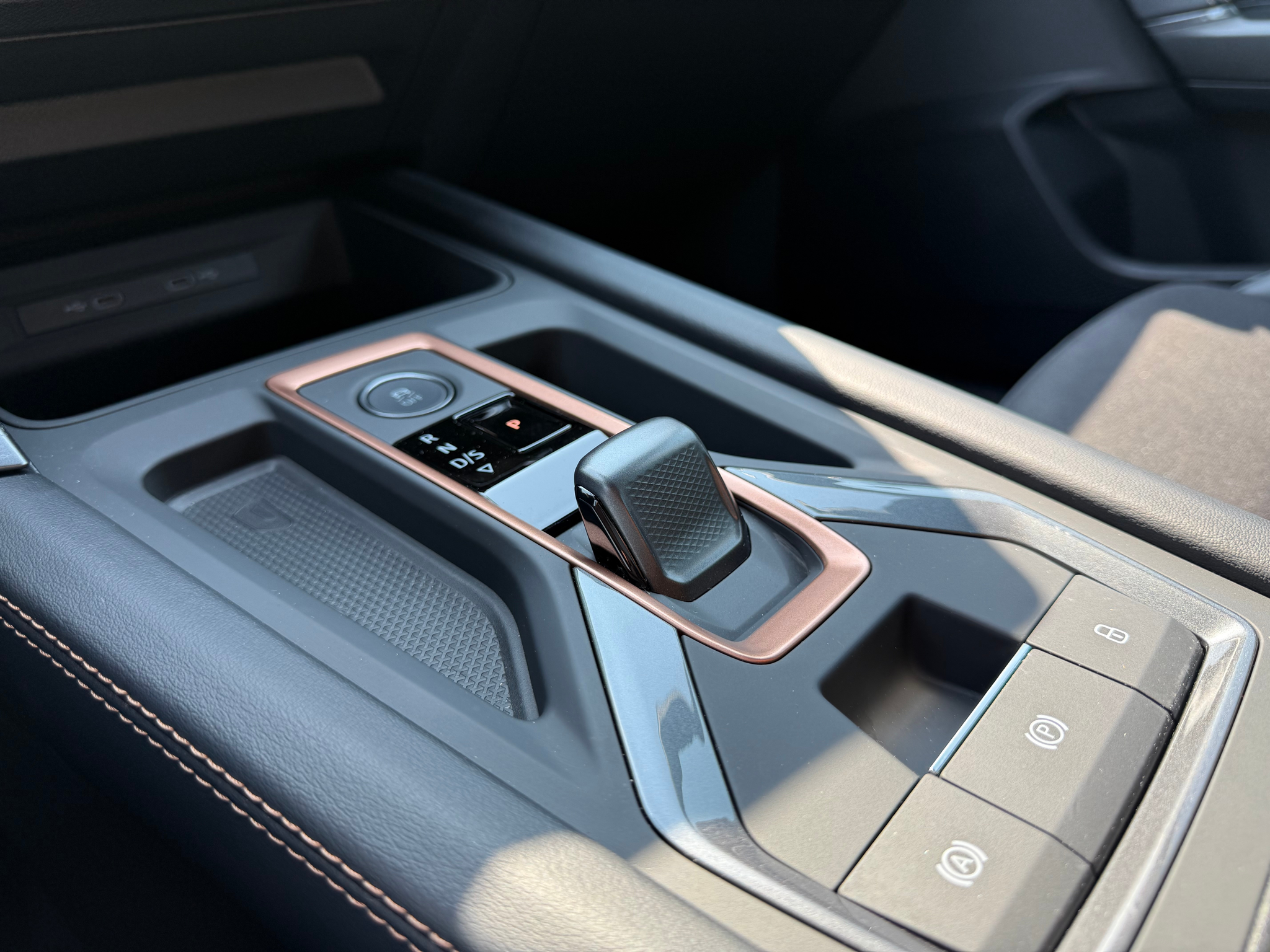 listing desktop thumbnail image 17