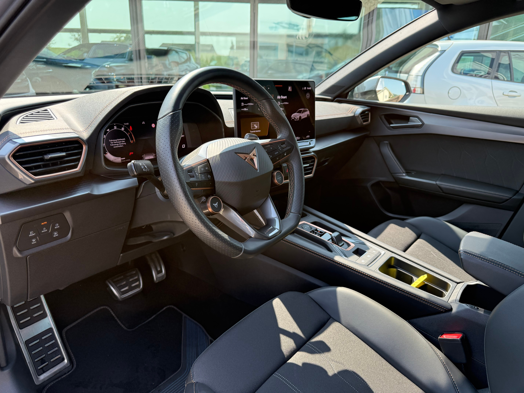 listing desktop thumbnail image 10