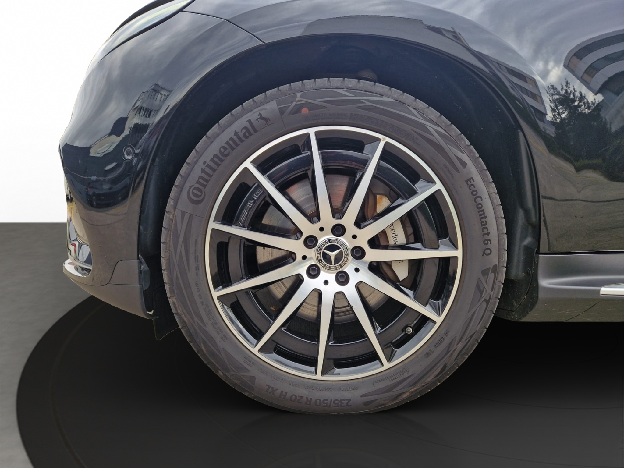 listing desktop thumbnail image 13