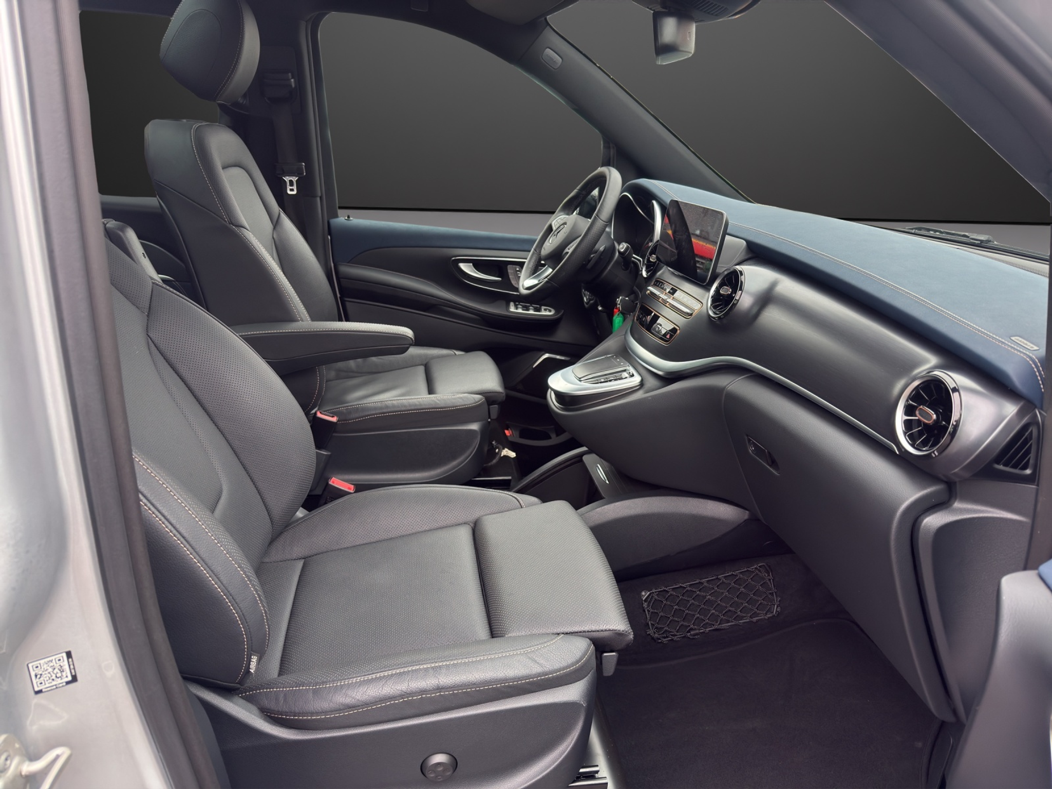 listing desktop thumbnail image 9