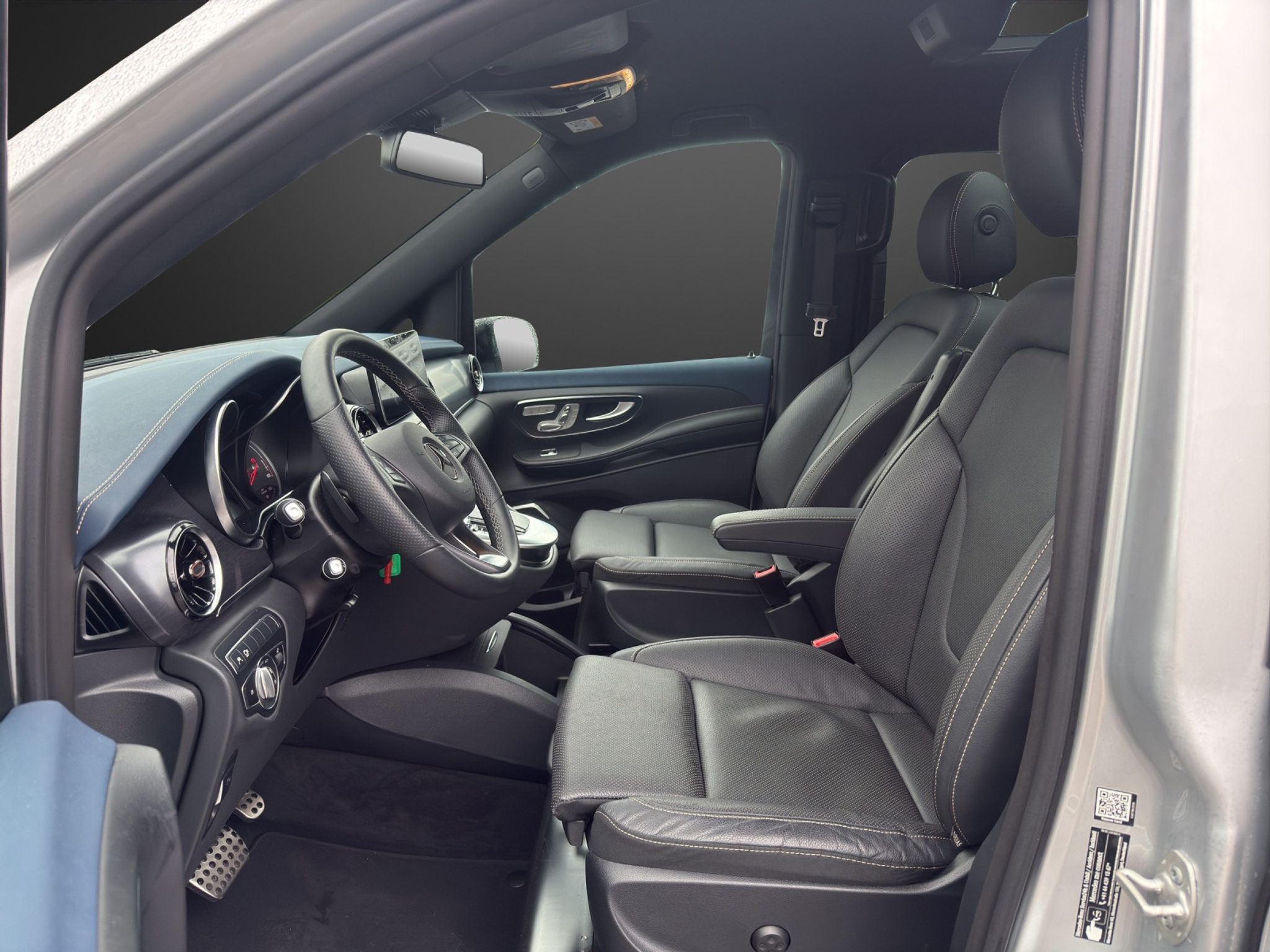 listing desktop thumbnail image 6