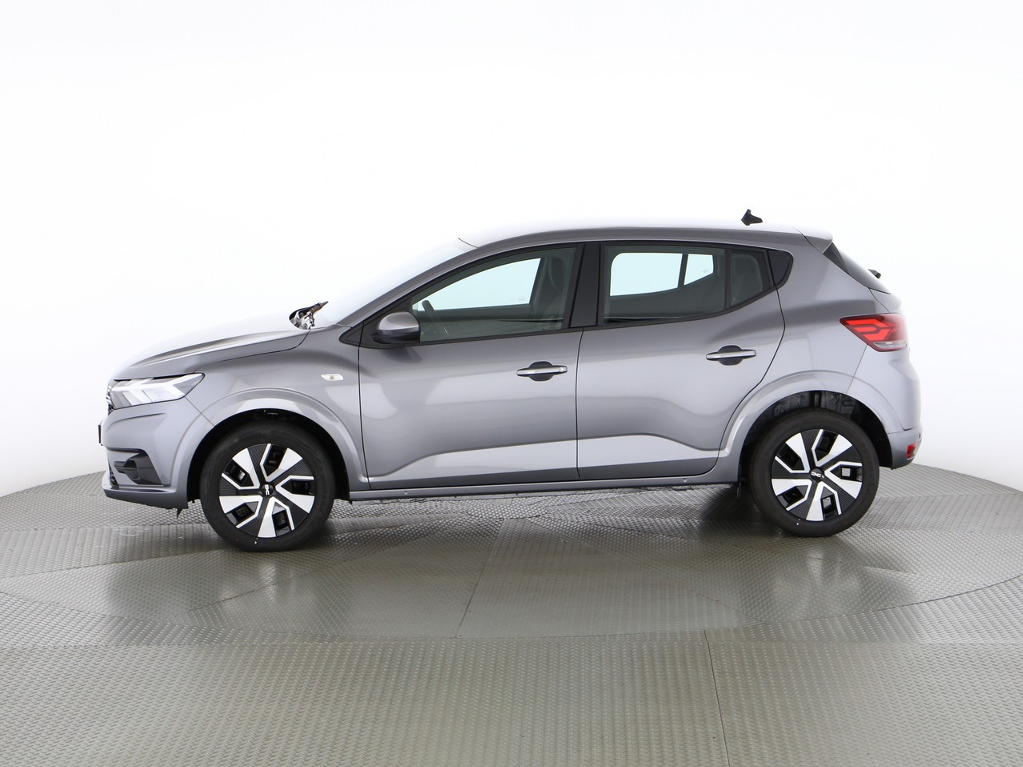 listing desktop thumbnail image 1