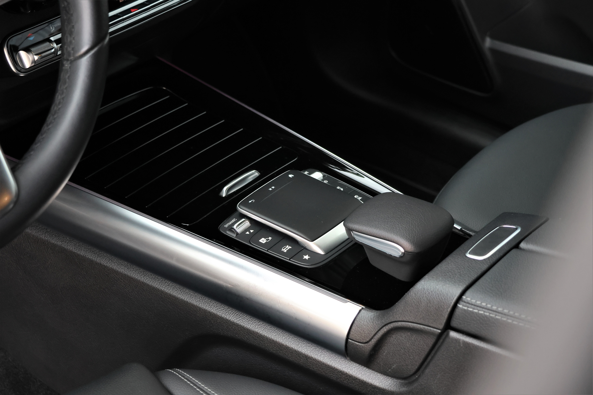 listing desktop thumbnail image 9