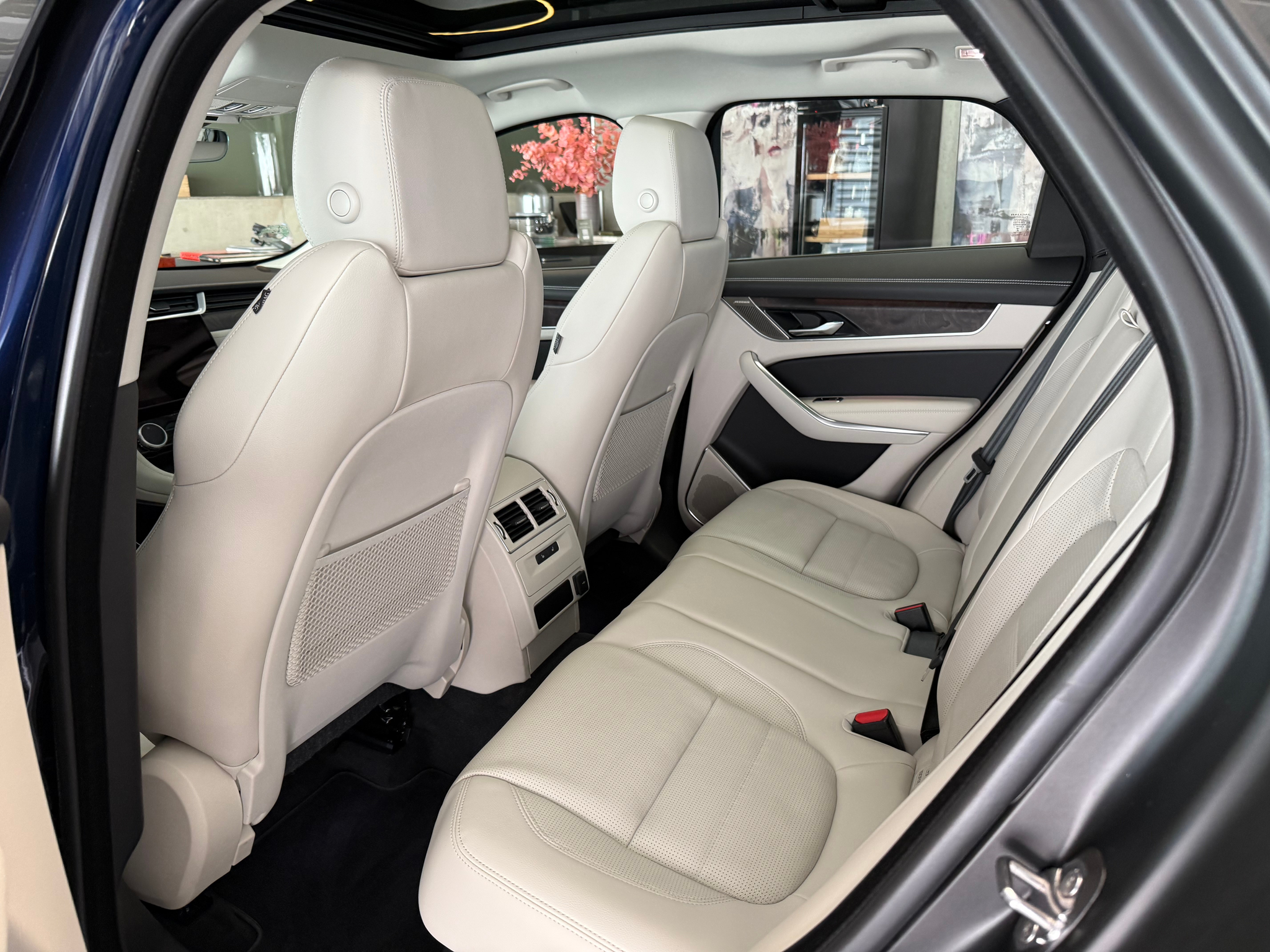 listing desktop thumbnail image 20