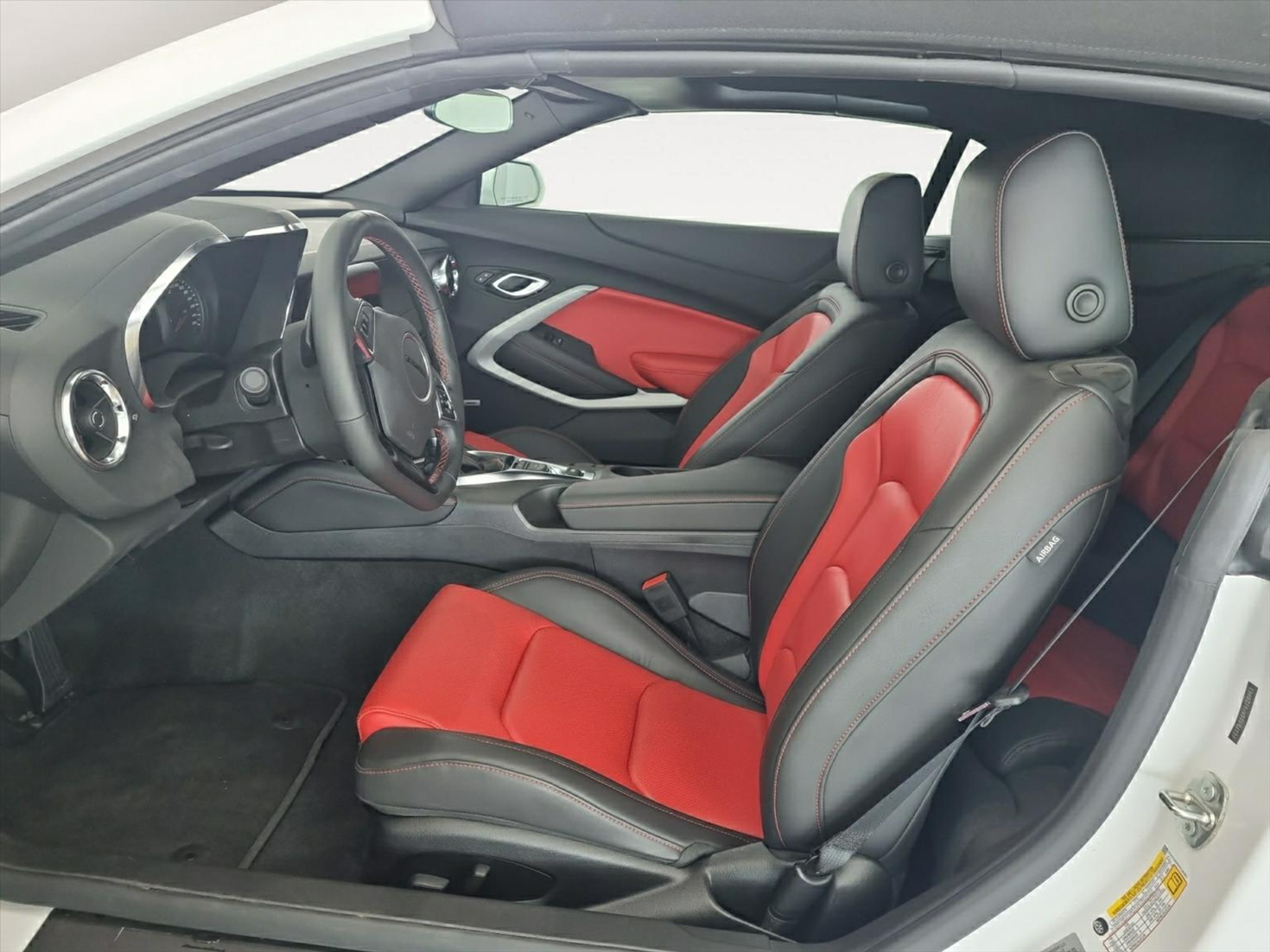 listing desktop thumbnail image 4