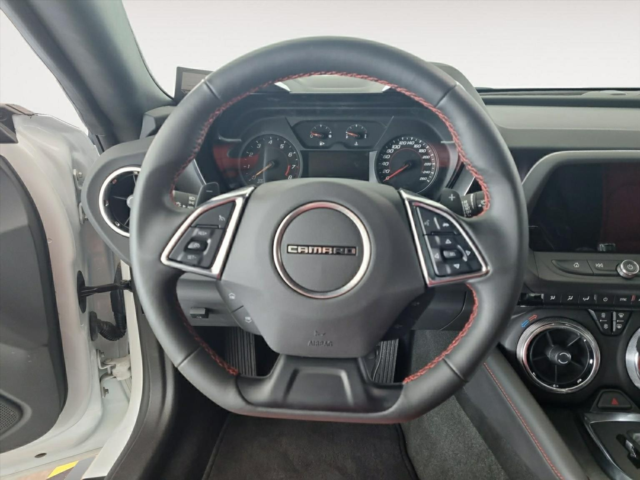 listing desktop thumbnail image 6