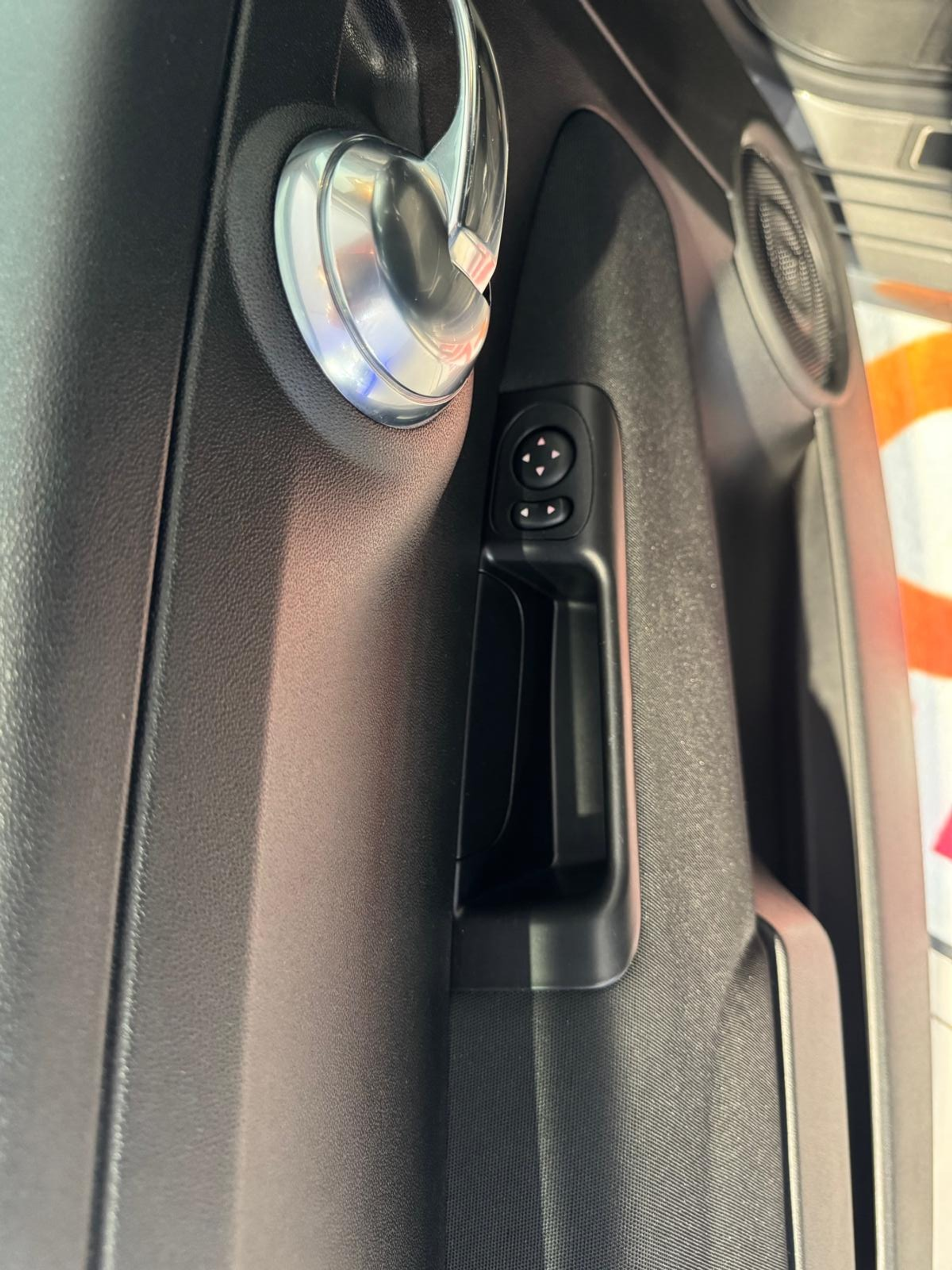 listing desktop thumbnail image 13