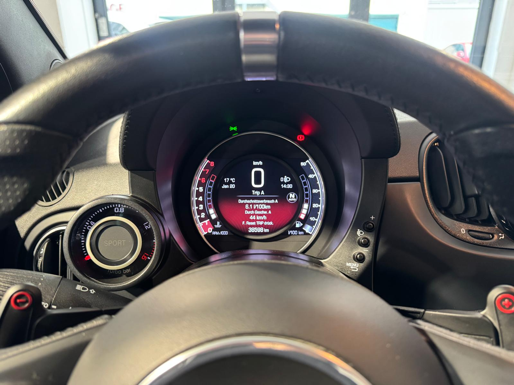 listing desktop thumbnail image 9