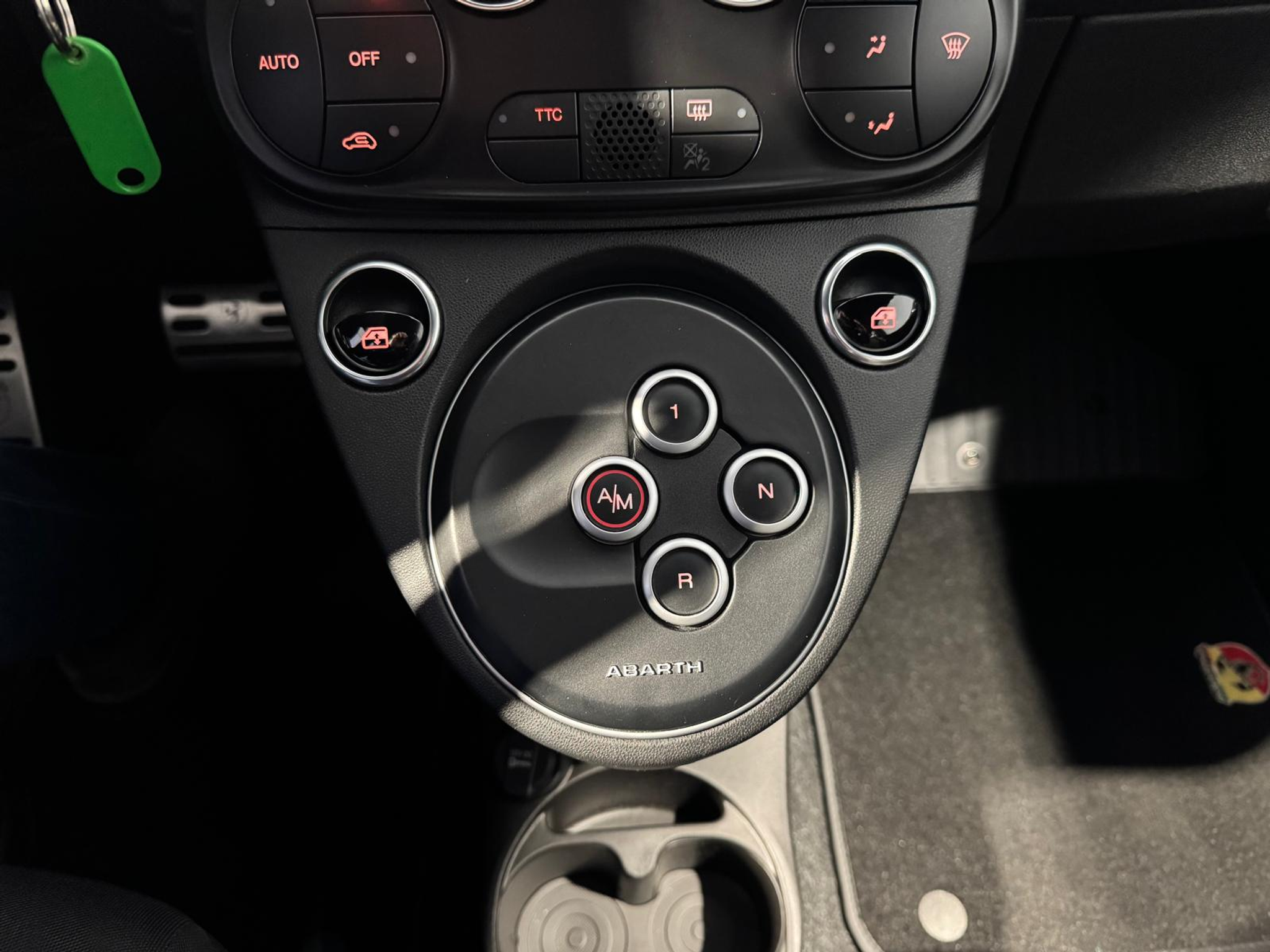 listing desktop thumbnail image 12