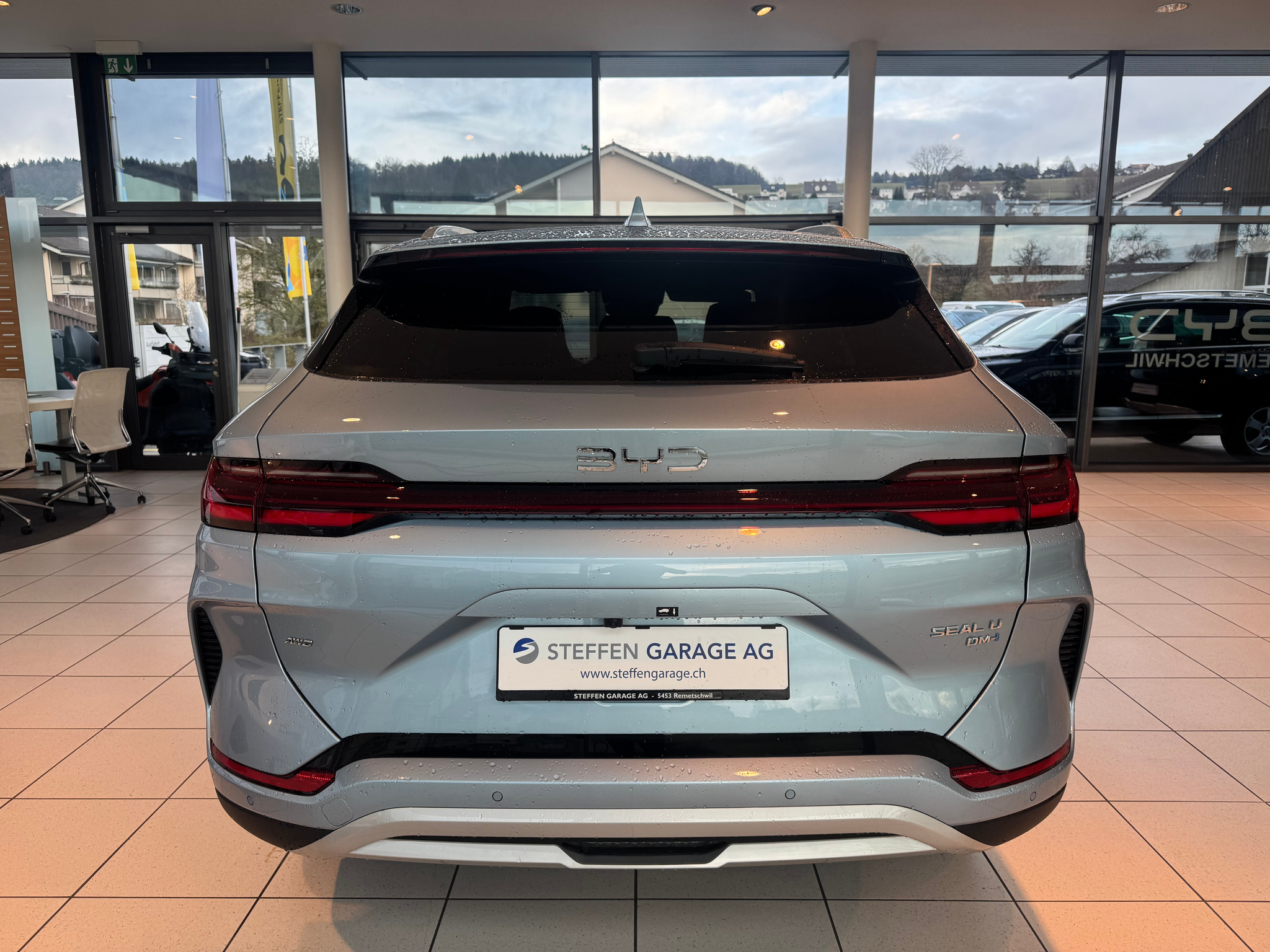 listing desktop thumbnail image 8