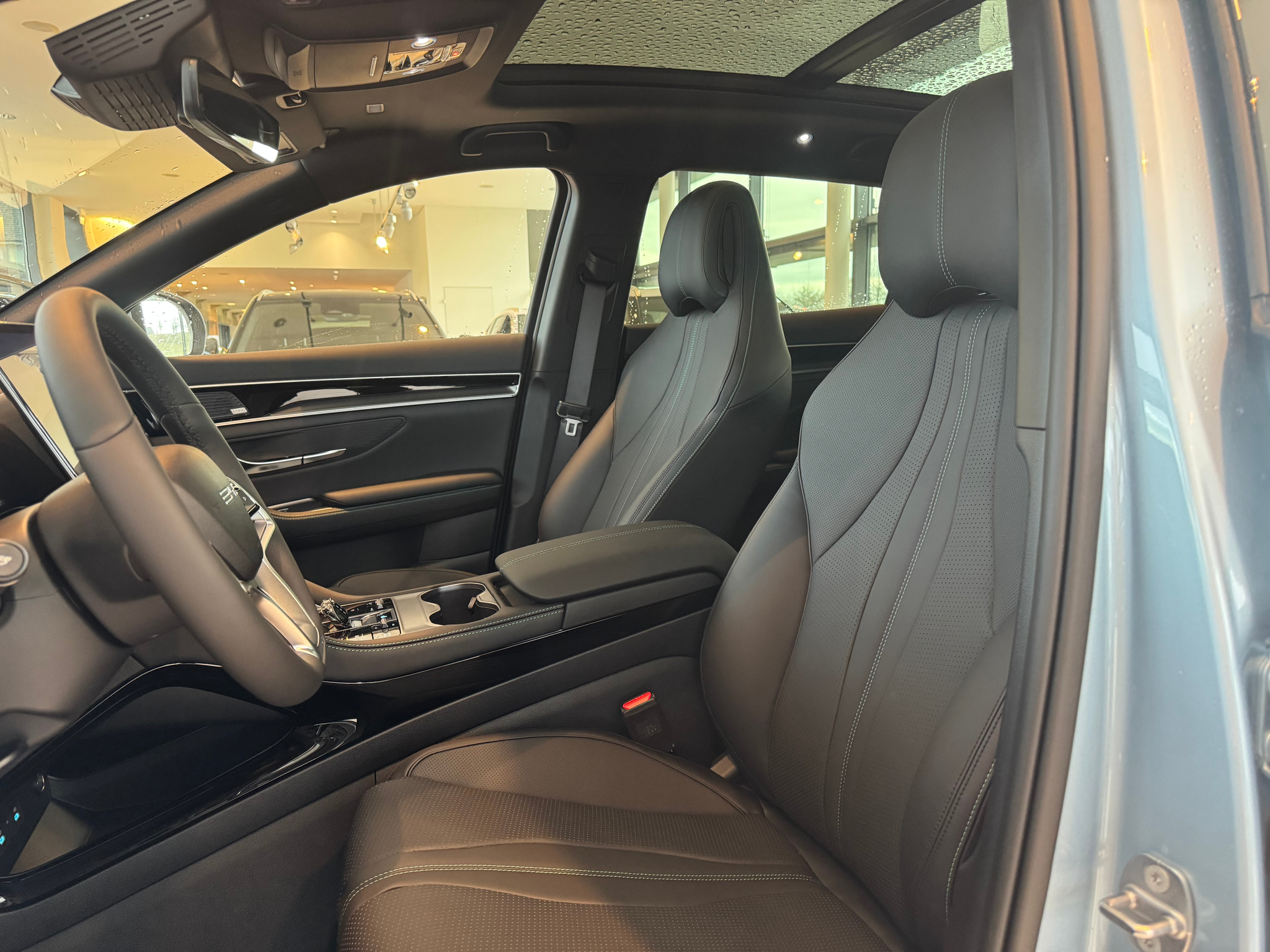 listing desktop thumbnail image 11