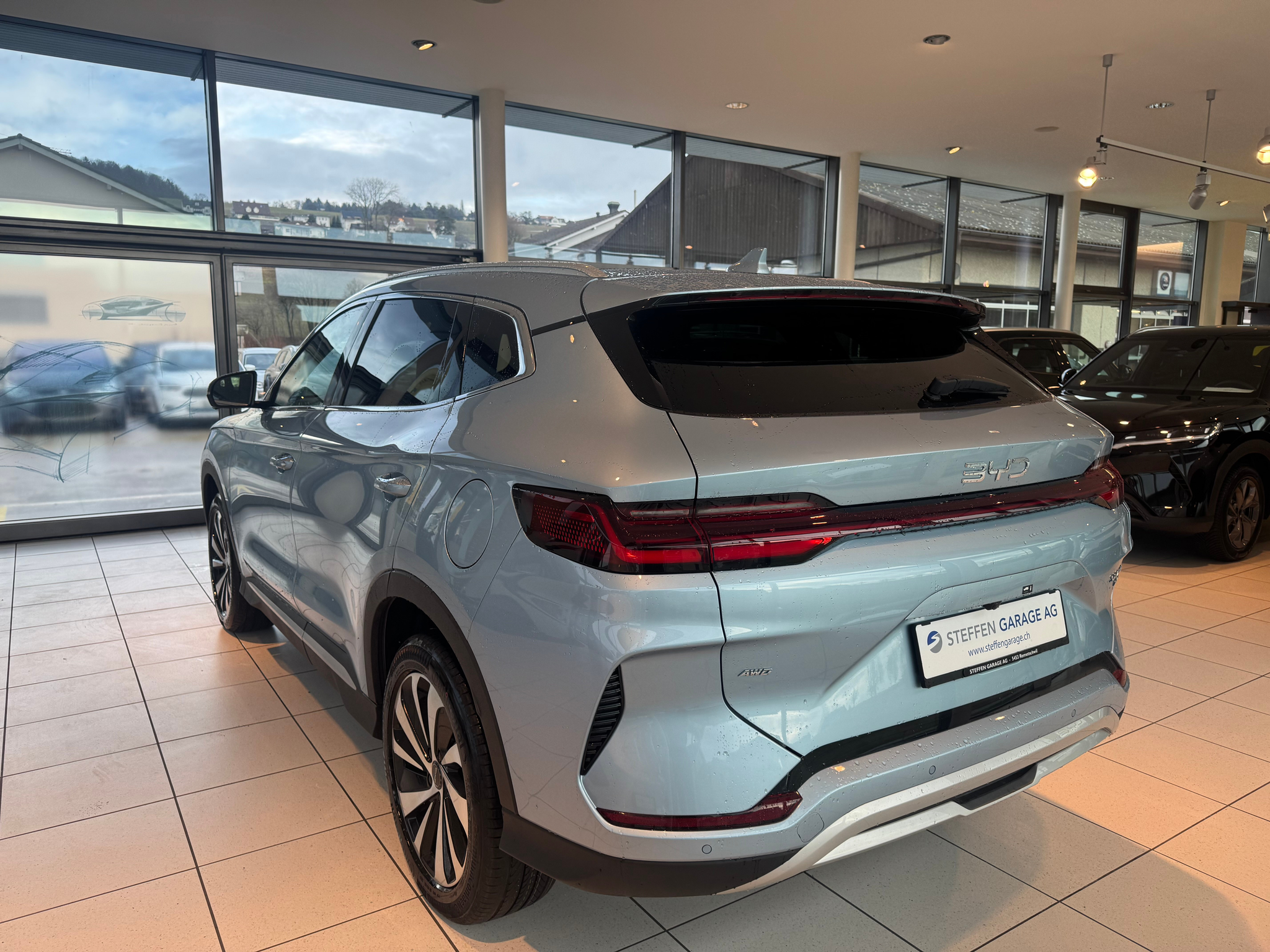 listing desktop thumbnail image 9