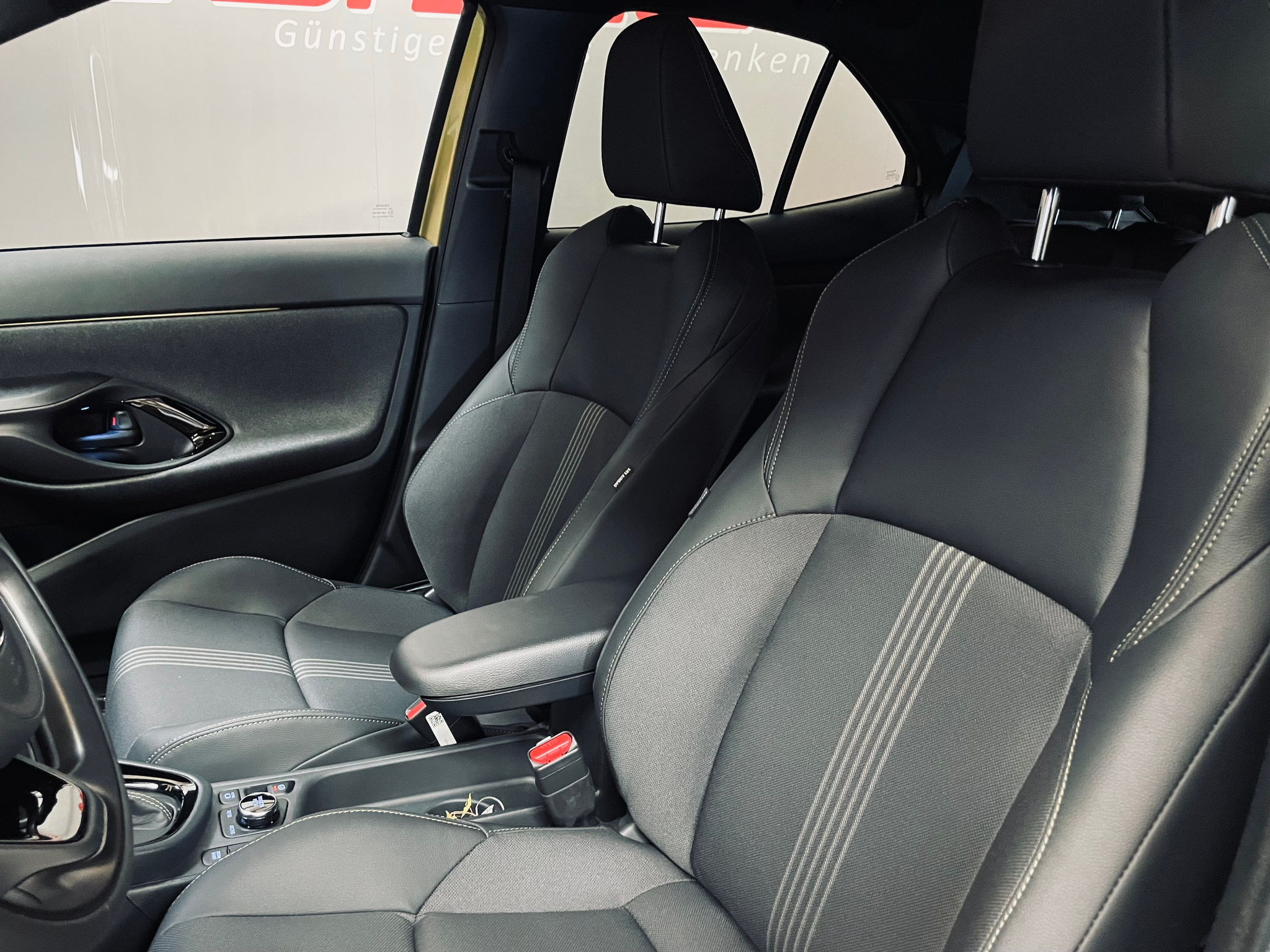 listing desktop thumbnail image 13