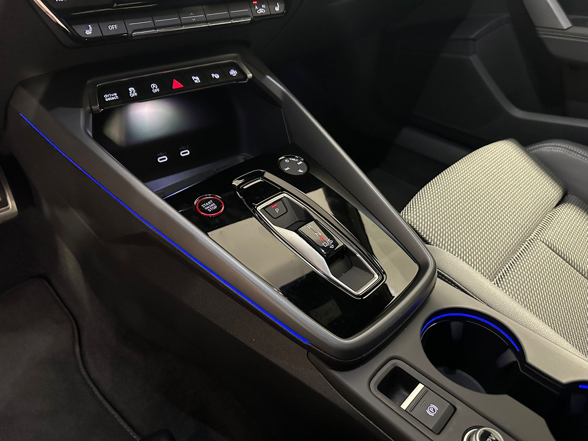 listing desktop thumbnail image 7