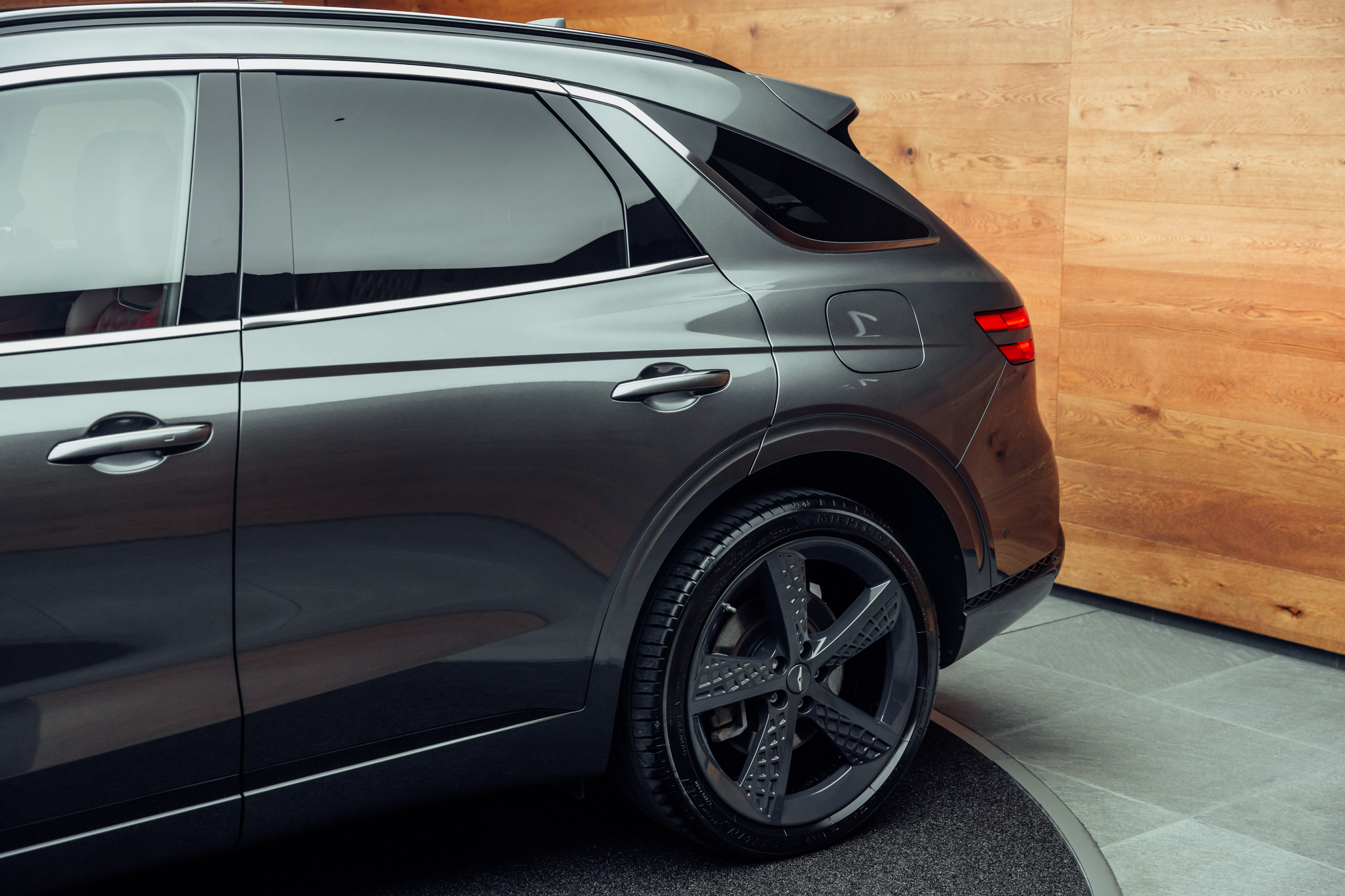 listing desktop thumbnail image 21