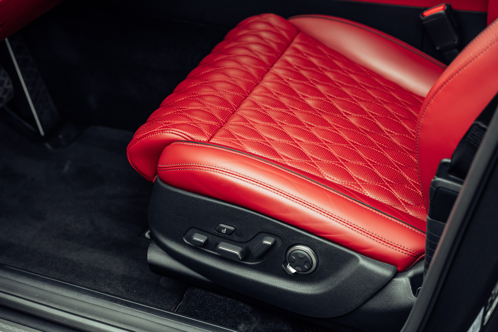 listing desktop thumbnail image 8