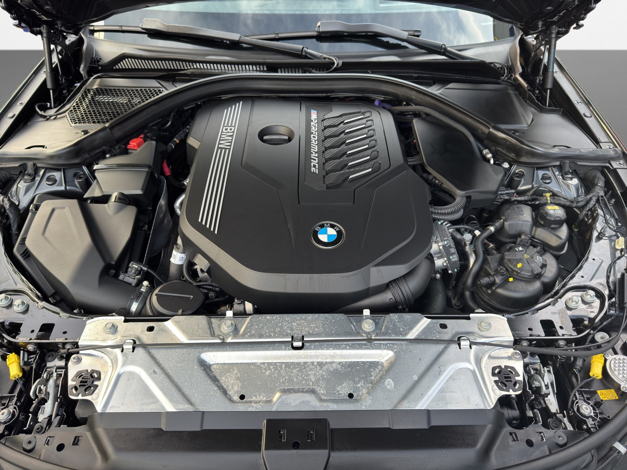 listing desktop thumbnail image 9