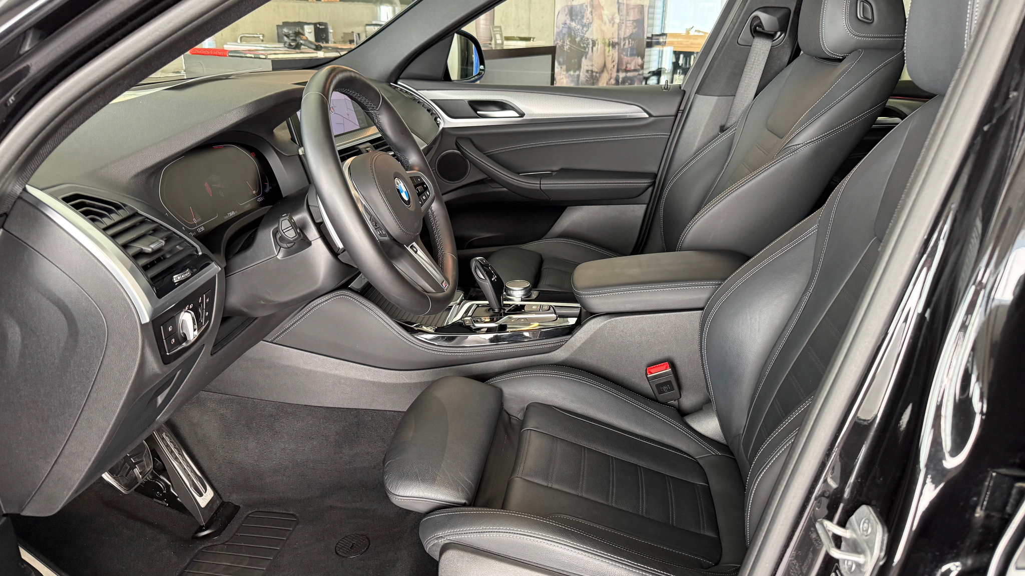 listing desktop thumbnail image 19