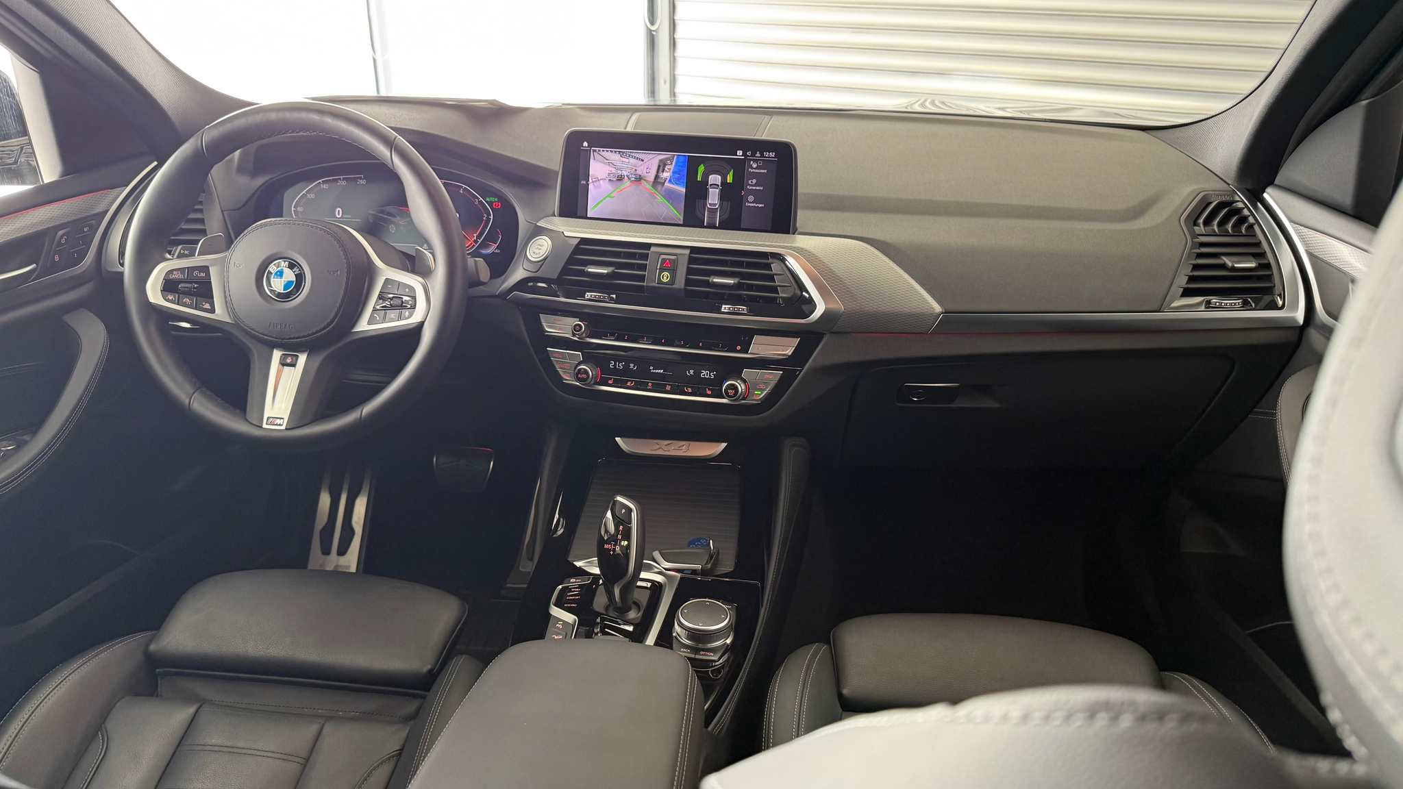 listing desktop thumbnail image 5