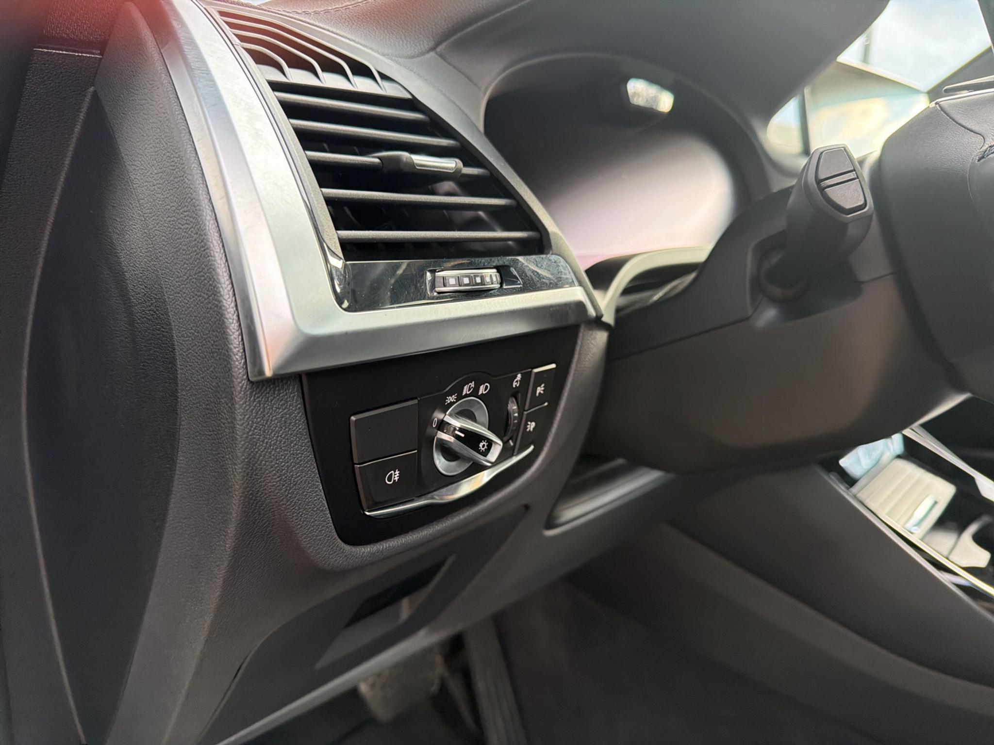 listing desktop thumbnail image 20