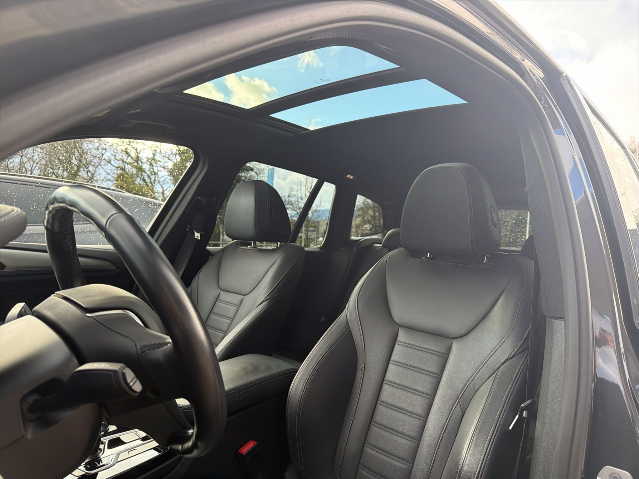 listing desktop thumbnail image 10