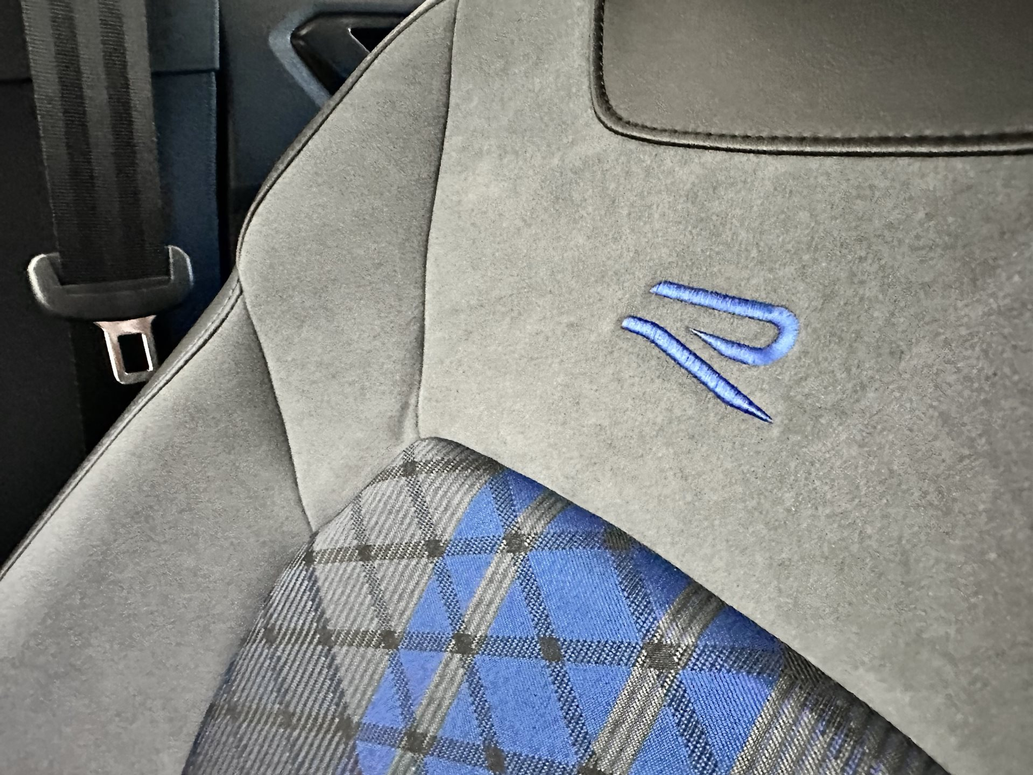 listing desktop thumbnail image 20