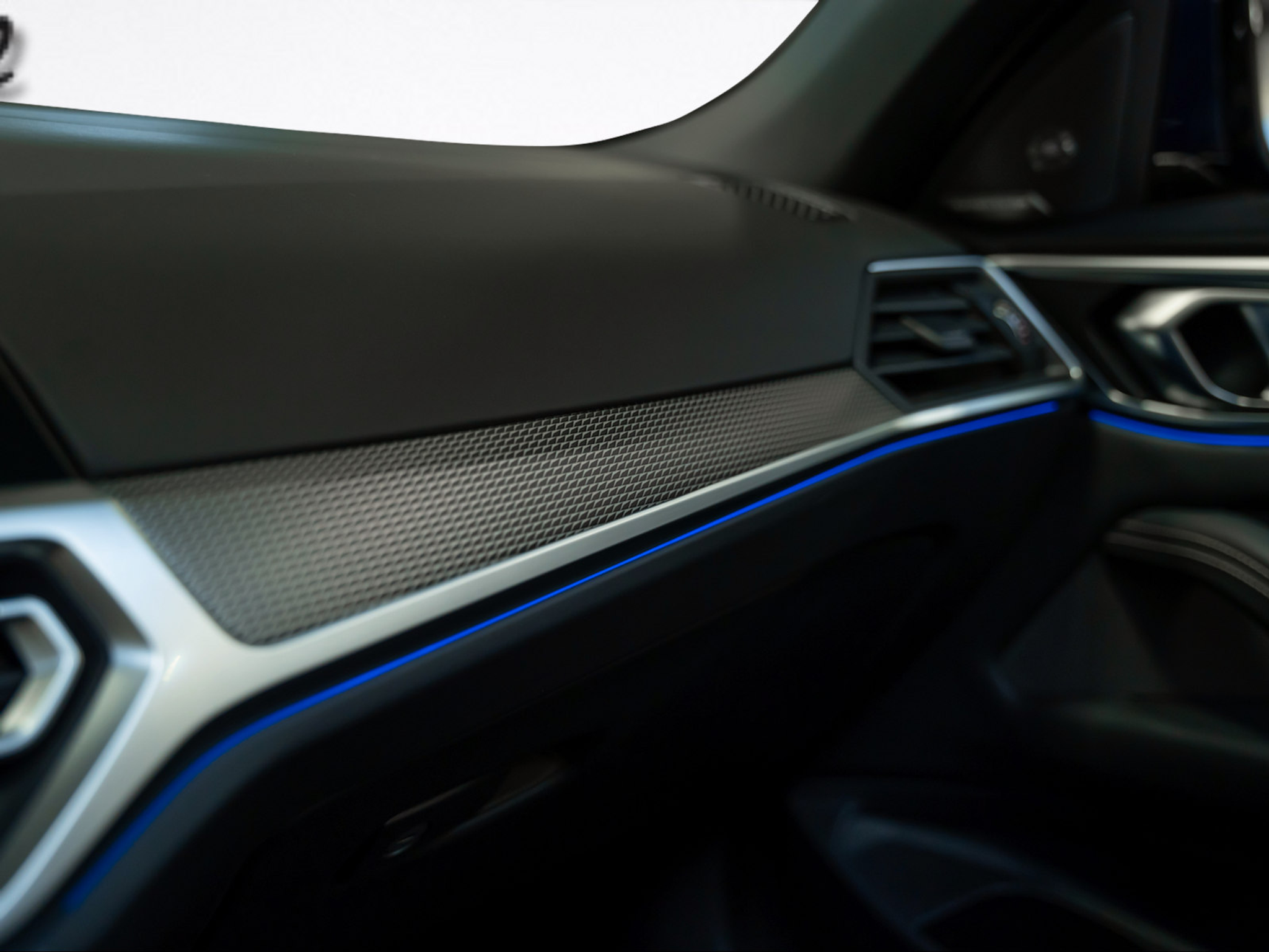 listing desktop thumbnail image 18