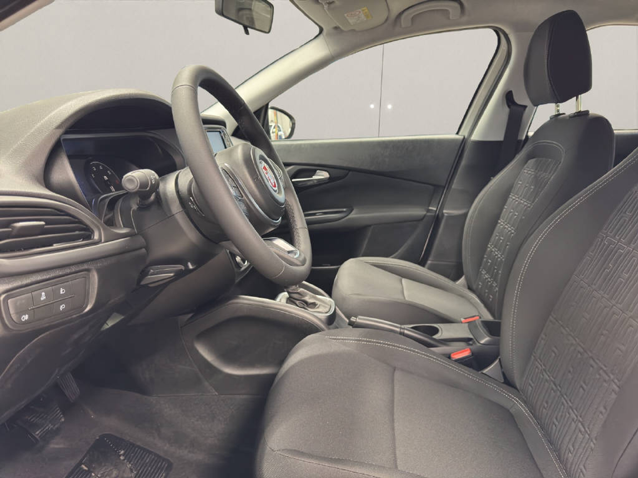 listing desktop thumbnail image 14