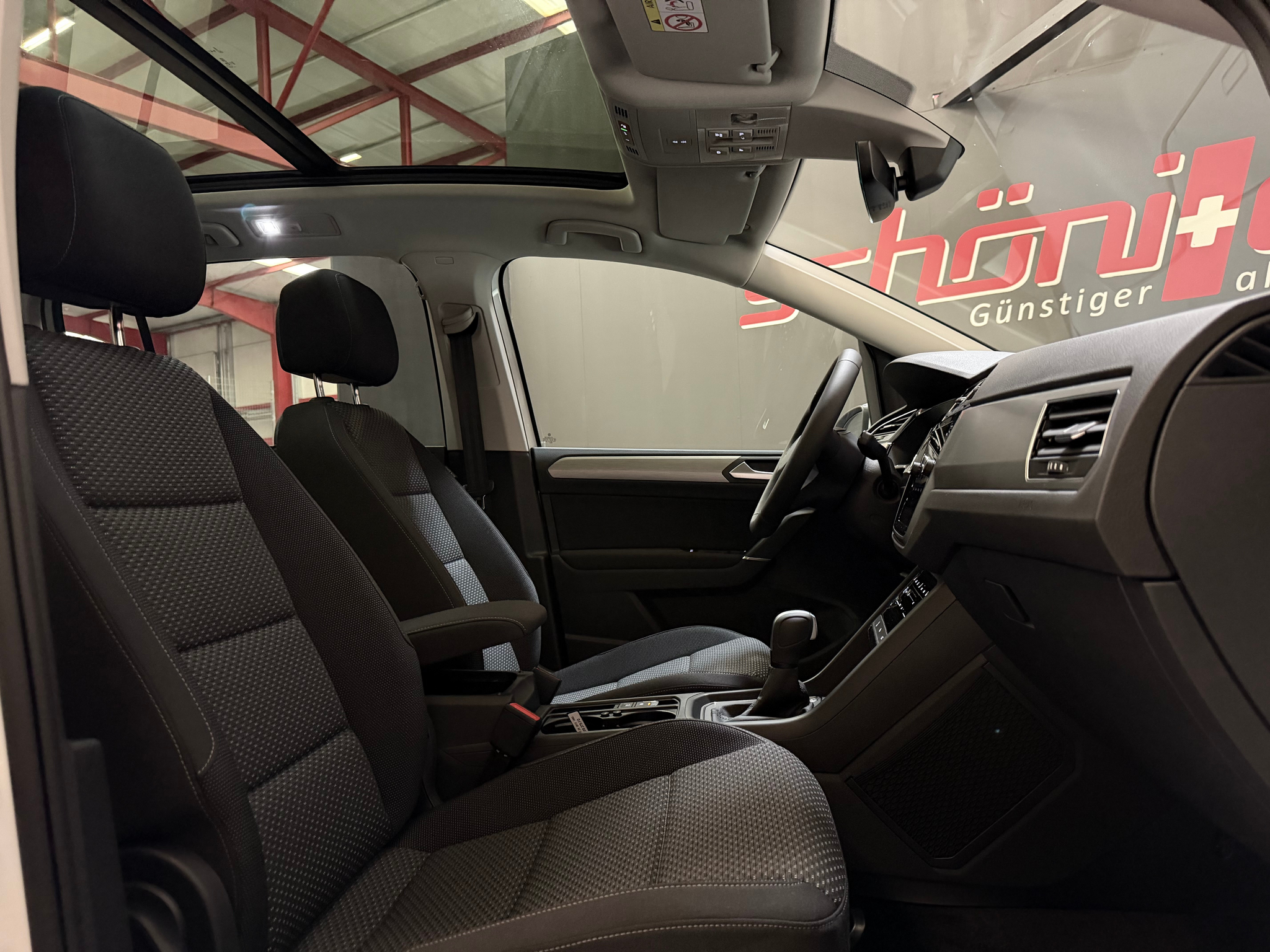 listing desktop thumbnail image 30