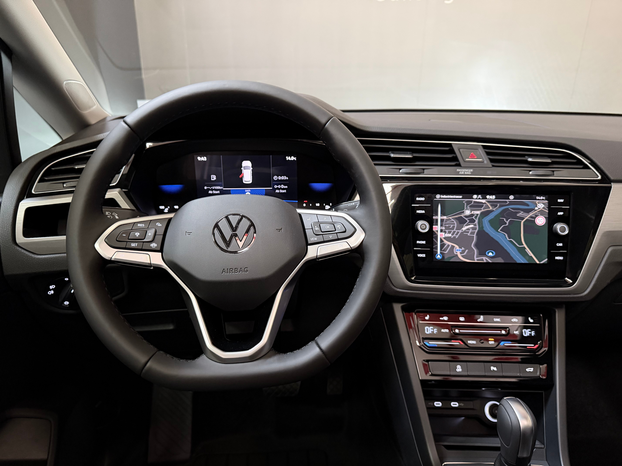 listing desktop thumbnail image 20