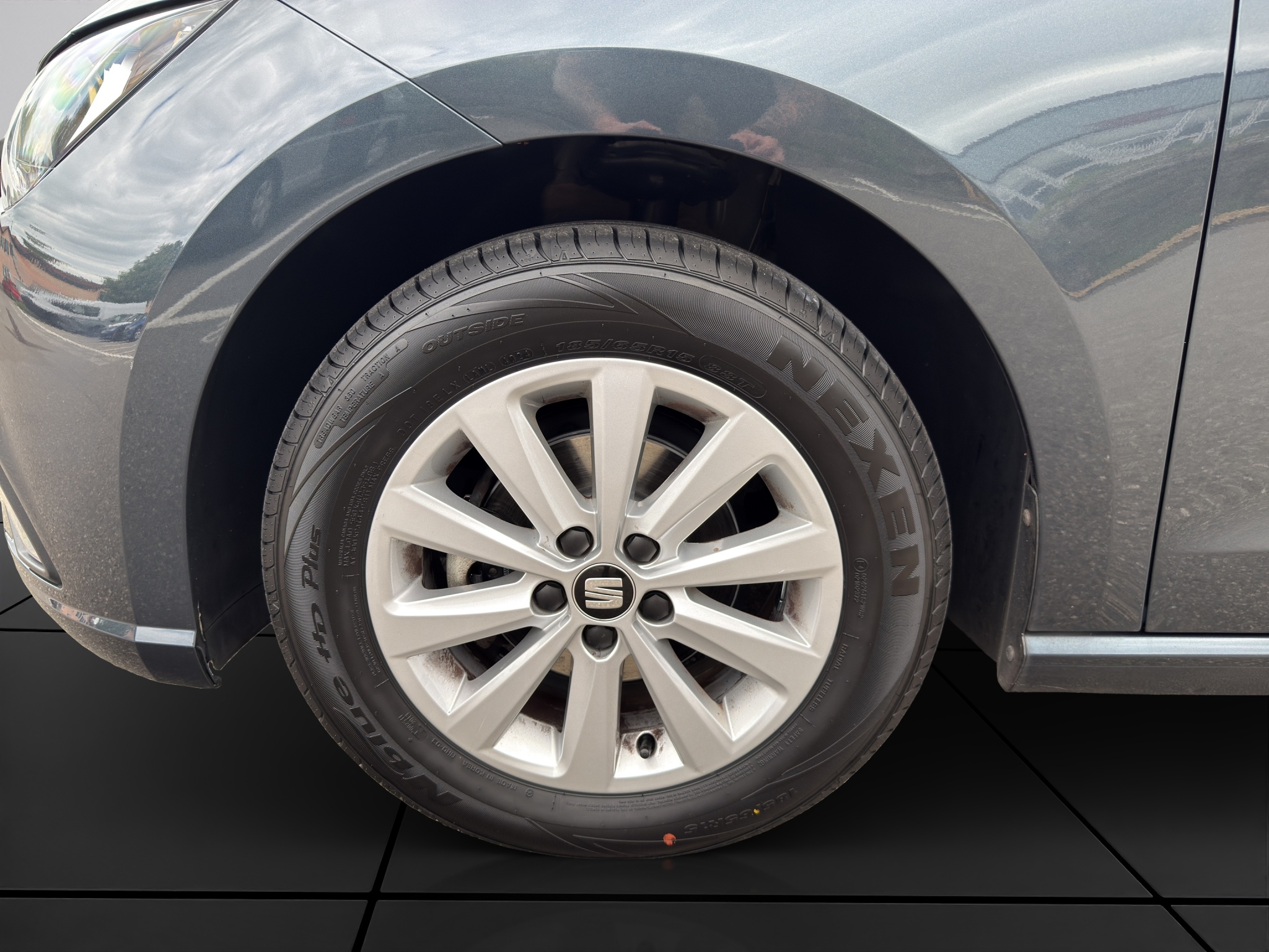 listing desktop thumbnail image 20