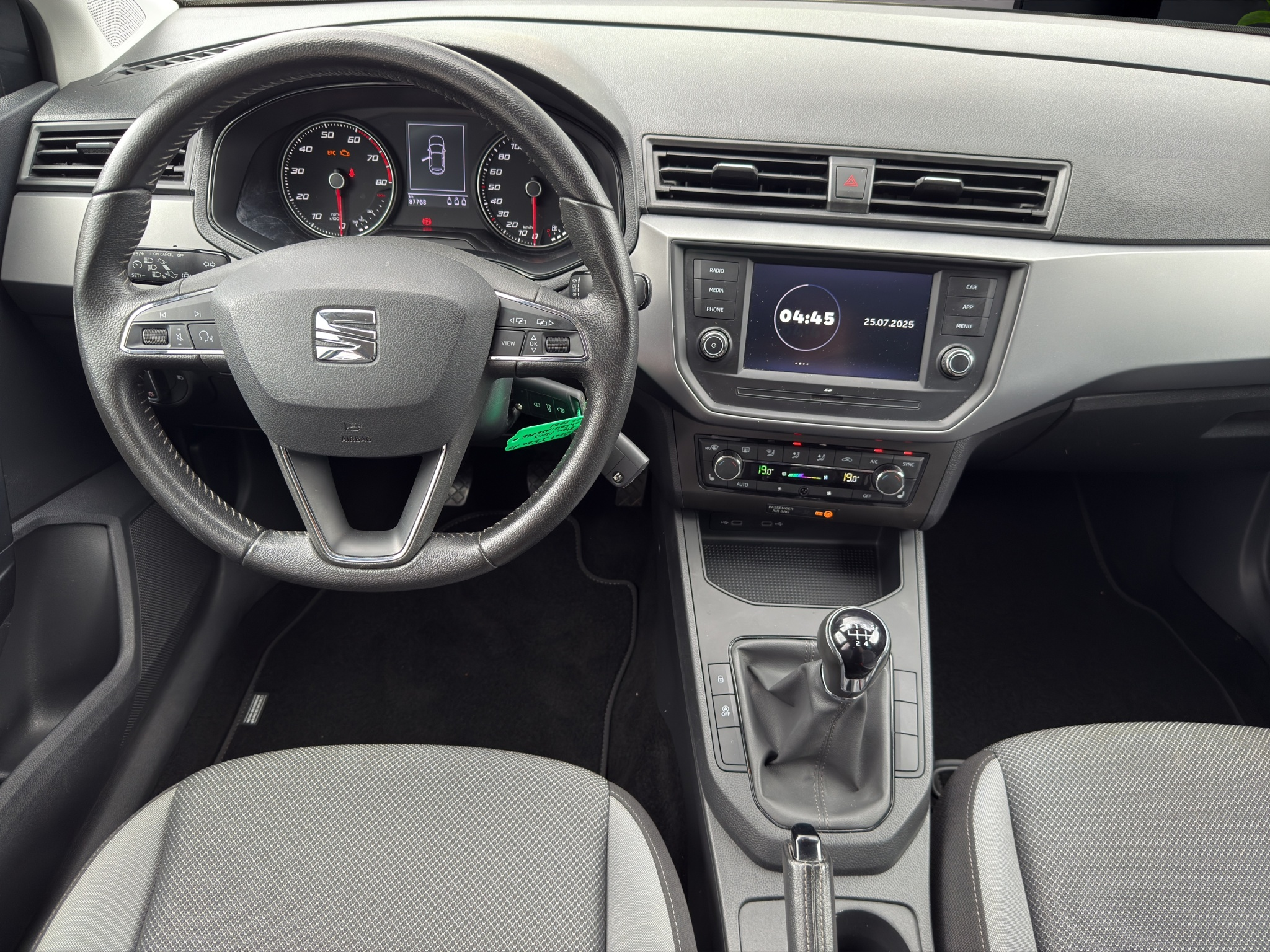 listing desktop thumbnail image 9